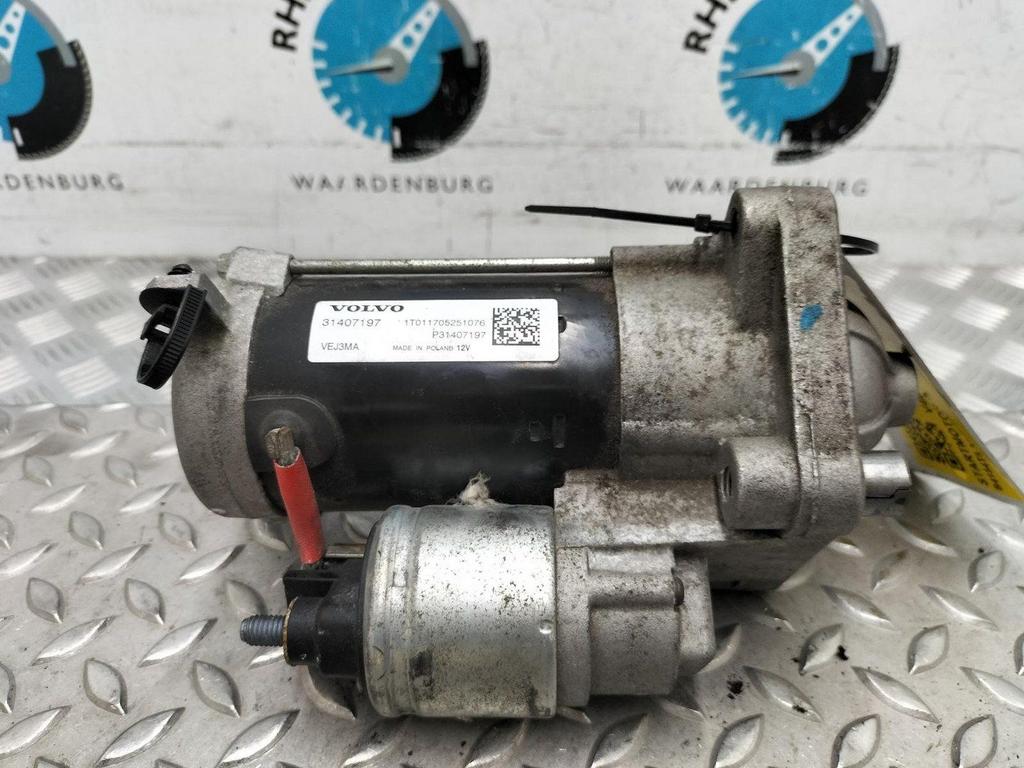 VOLVO V40 STARTMOTOR 2017, Ophalen of Verzenden, Gebruikt, Stiba lid