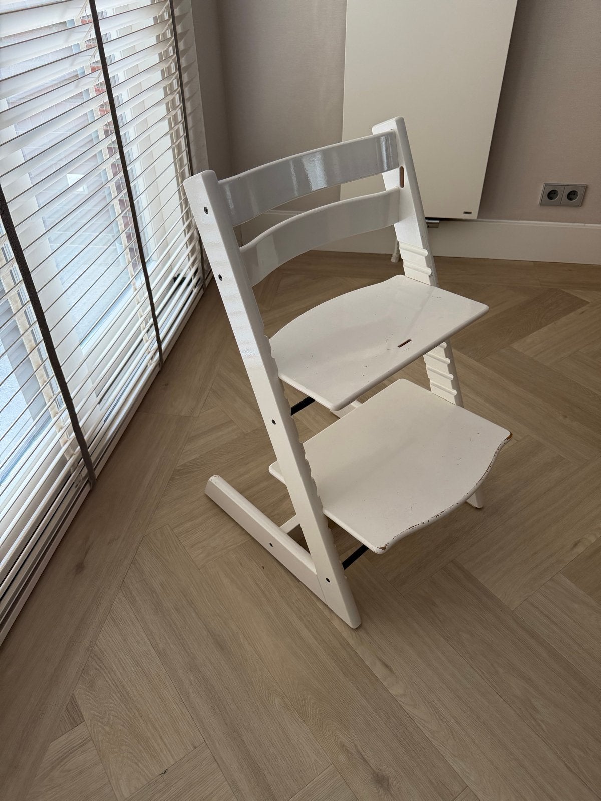 Stokke Tripp Trapp wittemeegroeistoel - Ideaal voor elk kind, Kinderen en Baby's, Ophalen, Gebruikt, Meegroeistoel