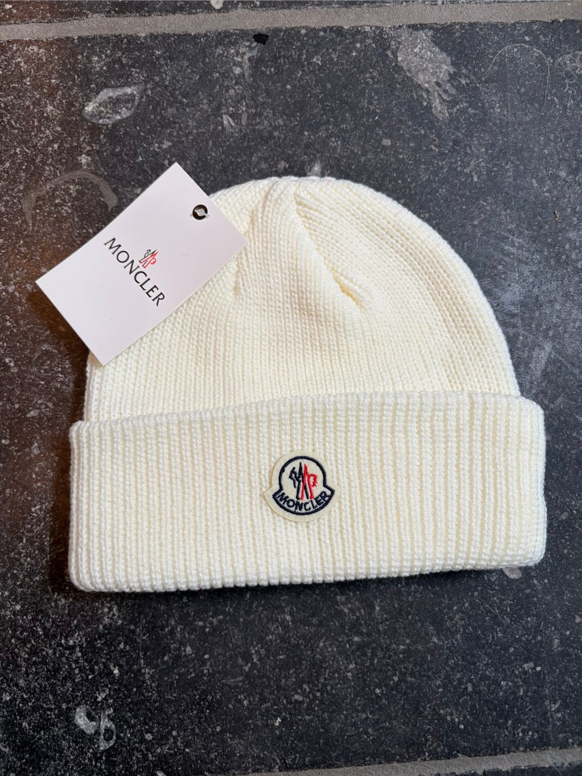 Witte moncler muts, Kleding | Heren, Ophalen of Verzenden, Nieuw, Overige maten, Muts