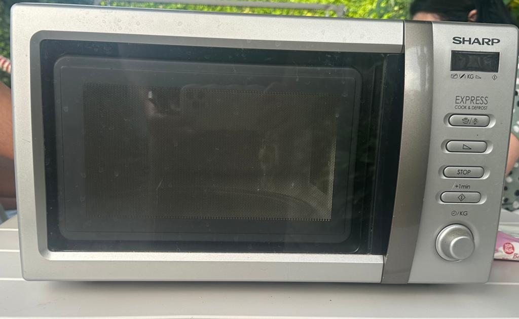 Magnetron Sharp, Ophalen, Zo goed als nieuw