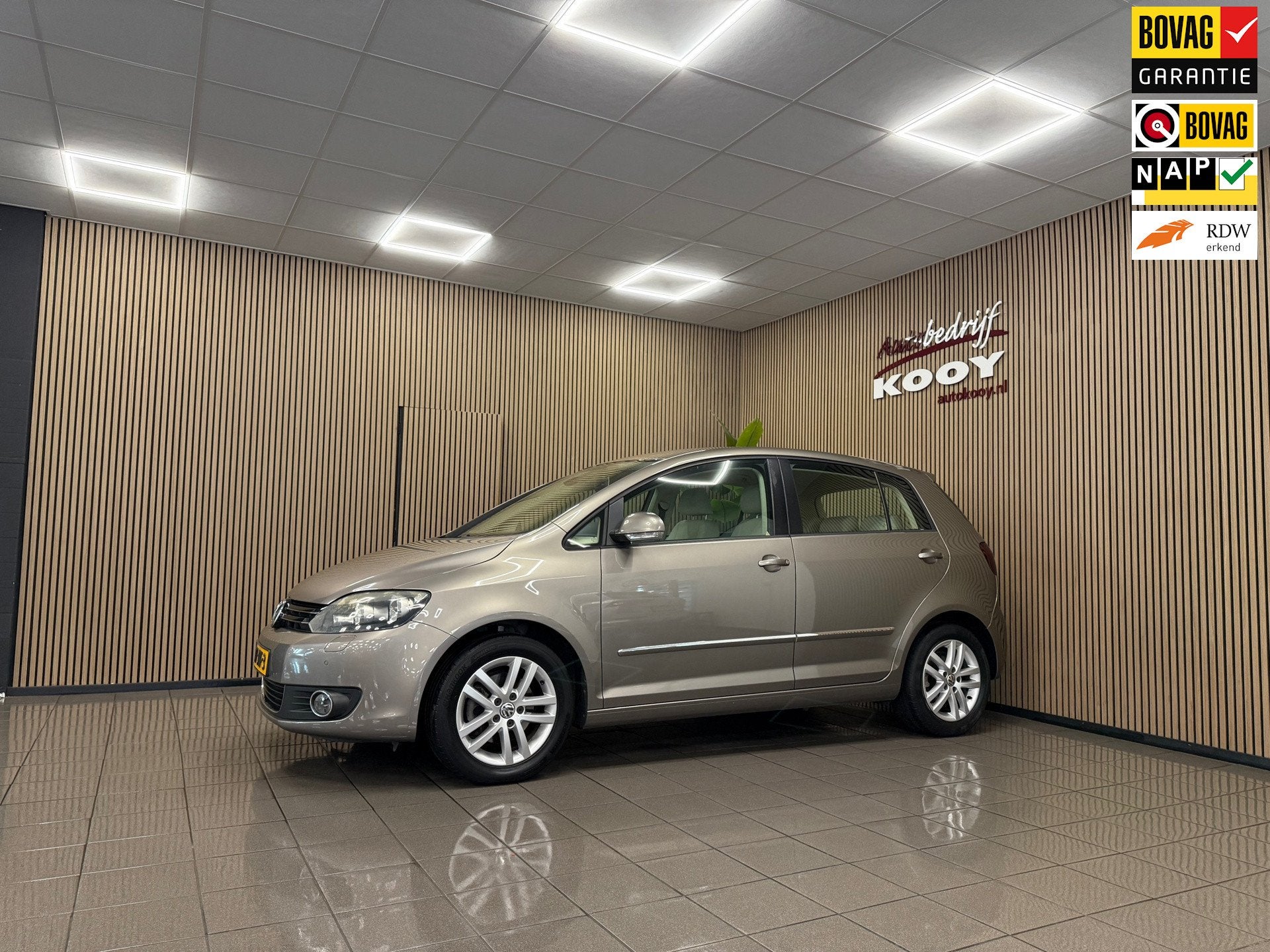 Volkswagen Golf Plus 1.4 TSI Highline * Trekhaak / Parkeerse, Auto's, Euro 5, 15 km/l, Gebruikt, Beige