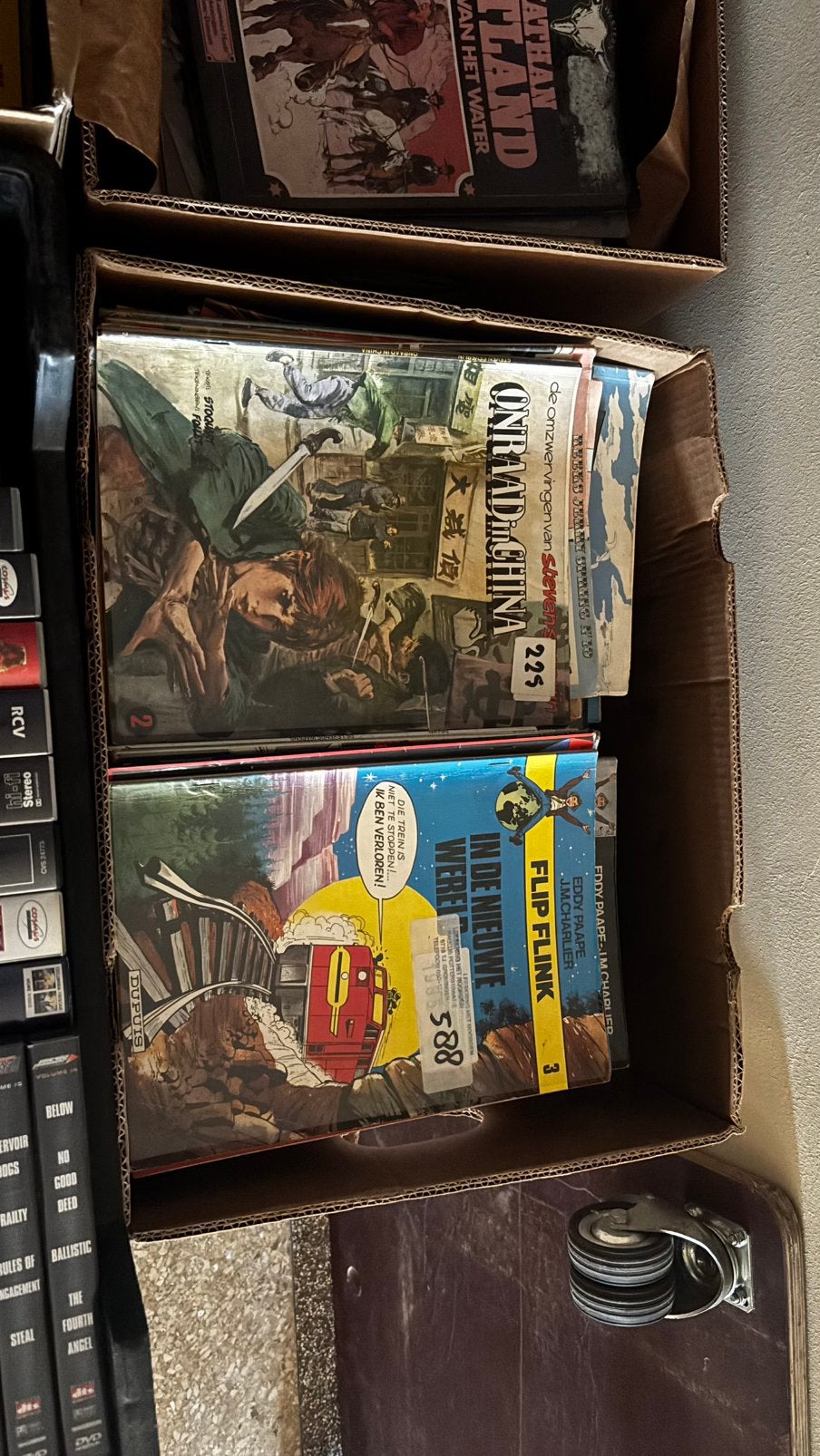 Stripboeken strips, Meerdere comics, Ophalen of Verzenden, Zo goed als nieuw, Europa