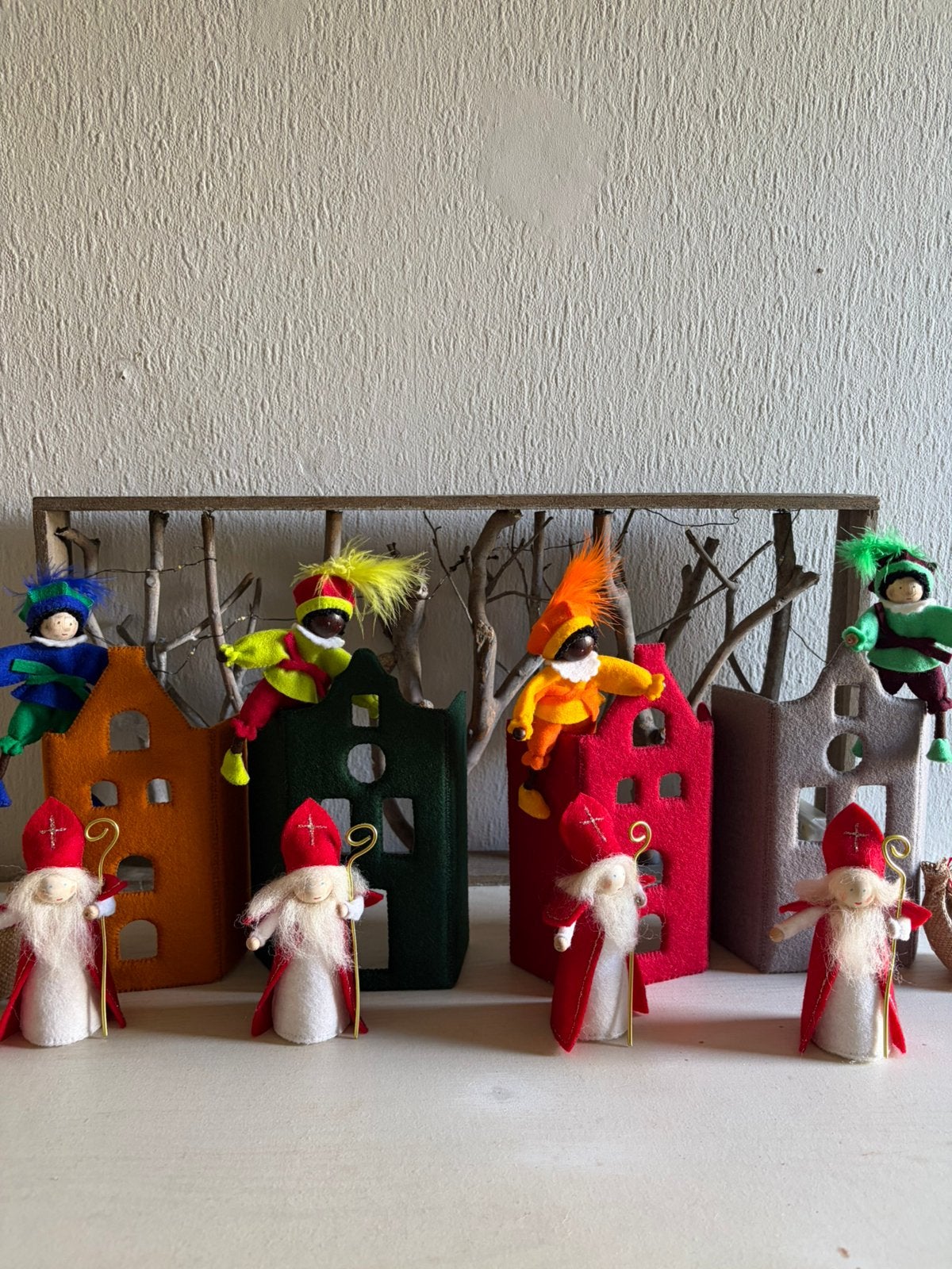 Huisje van Wolvilt voor Sint of Kerst, Ophalen of Verzenden, Nieuw, Figuurtje(s), Wolvilt