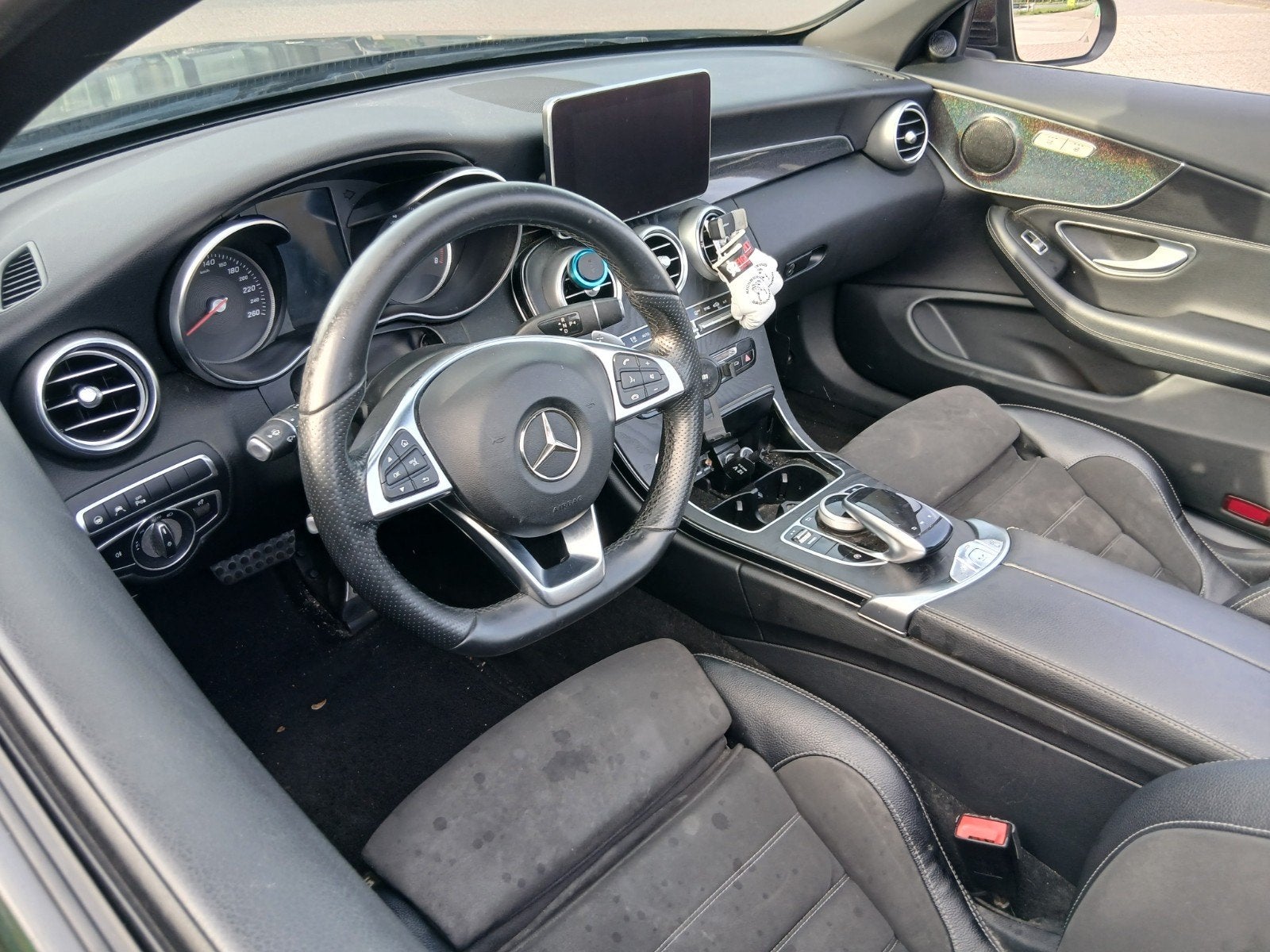 Foto 12 van Mercedes-Benz C-Klasse C300 245pk 9G-TRONIC 2017 129000km
