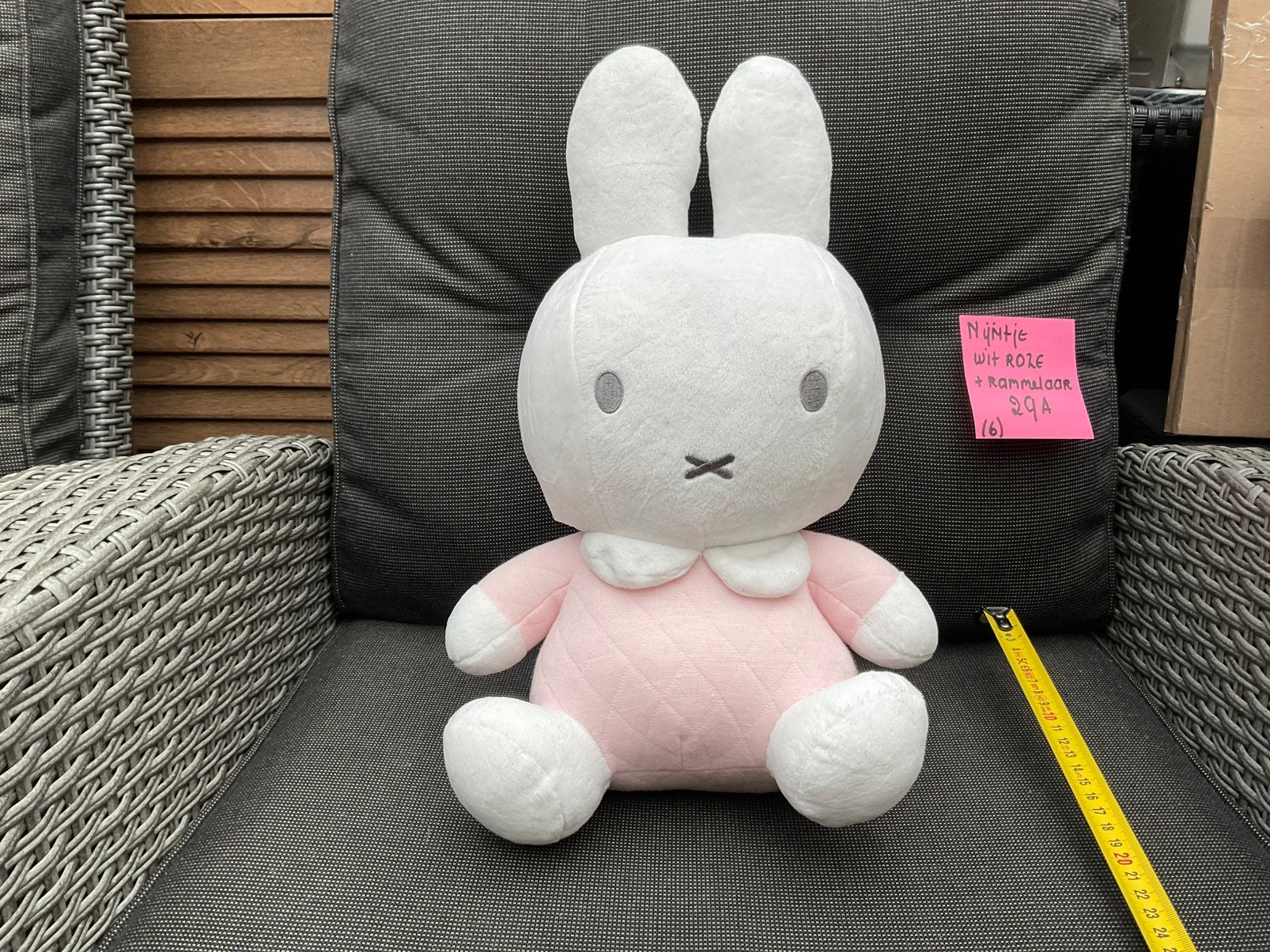 Nieuwe grote wit roze Nijntje knuffel en rammelaar 40cm, Ophalen, Nieuw, Kraamcadeau