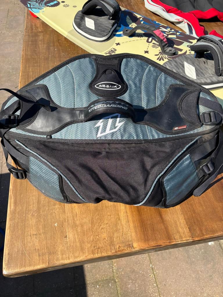Trapeze voor kitesurfen XL, Watersport en Boten, Twintip, Ophalen of Verzenden, Zo goed als nieuw, Trapeze