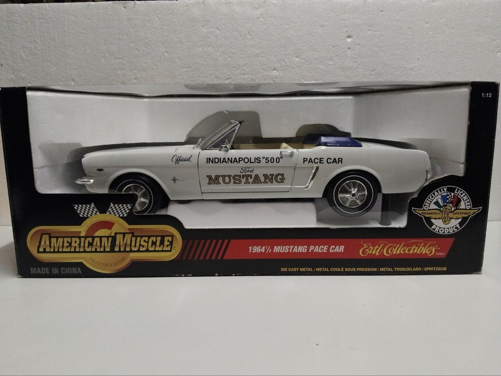grote Ford Mustang 1/2 Pace car Indy 500 ERTL metal 1:12 KRD, Ophalen of Verzenden, Zo goed als nieuw, 1:9 t/m 1:12, Auto