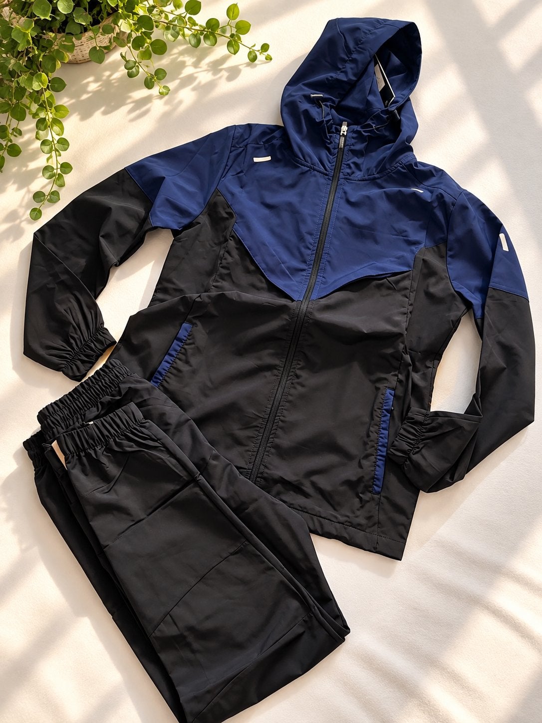 Nieuw Heren Trainingspak 2-delig: Jas en Joggingbroek, Kleding | Heren, Sportkleding, Nieuw, Ophalen of Verzenden, Algemeen, Maat 48/50 (M)