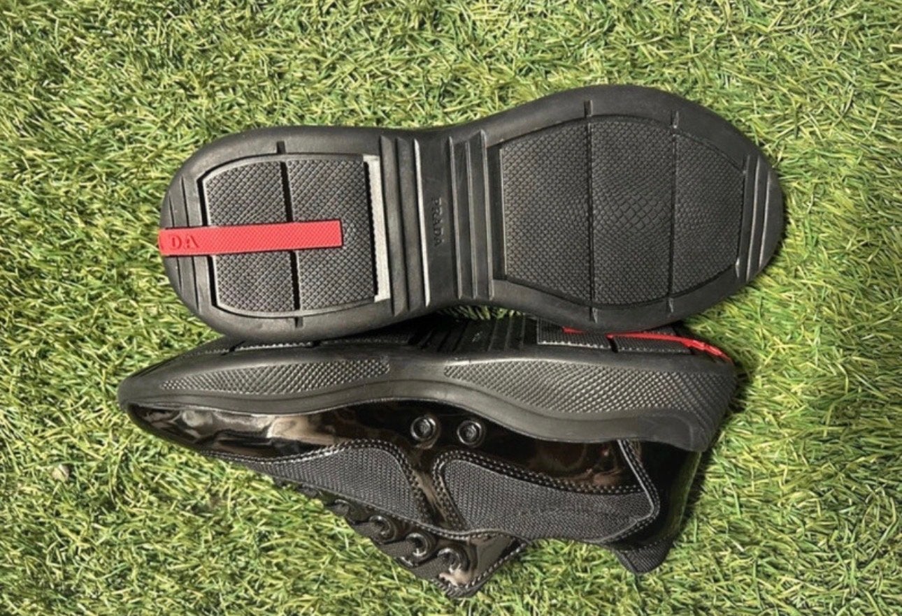 Prada sneakers maat 43 - Zwart, Ophalen of Verzenden, Zo goed als nieuw, Zwart, Sneakers of Gympen