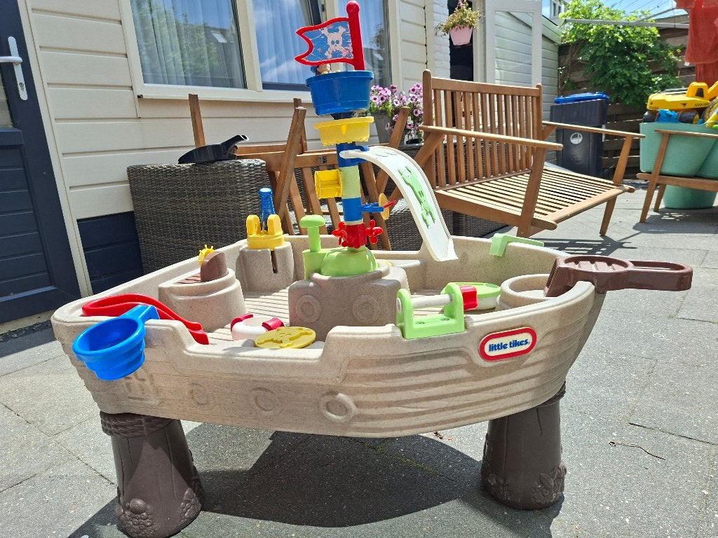 Piraten watertafel Little tikes, Ophalen, Gebruikt