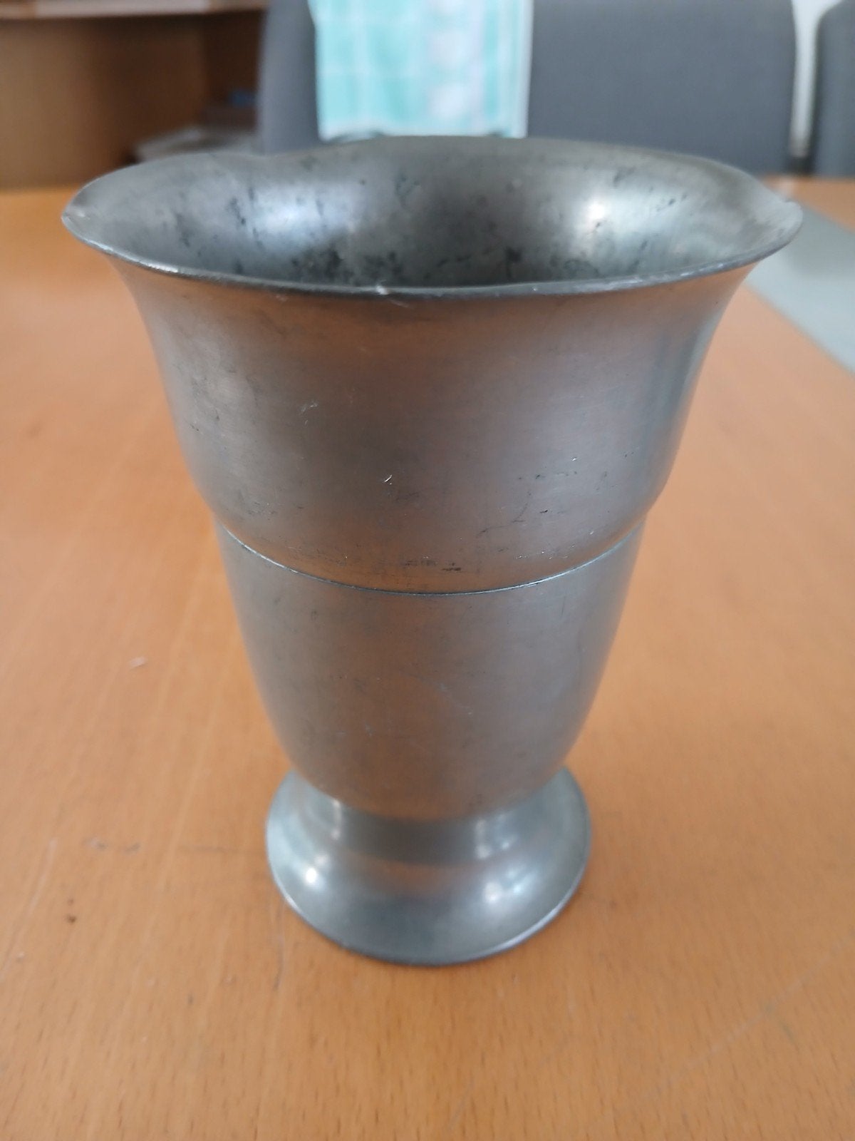Klassieke tinnen vaasje 11.5 cm, Antiek en Kunst, Ophalen of Verzenden
