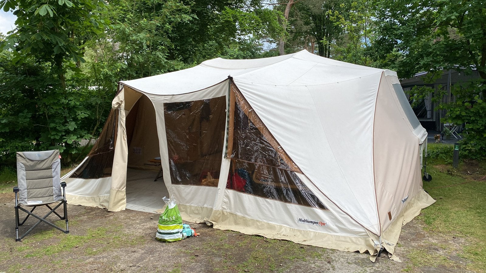 Holtkamper flyer + Whitebox disselkeuken, Caravans en Kamperen, Vouwwagens, Holtkamper, tot en met 4, Beige, Aanwezig, Ophalen