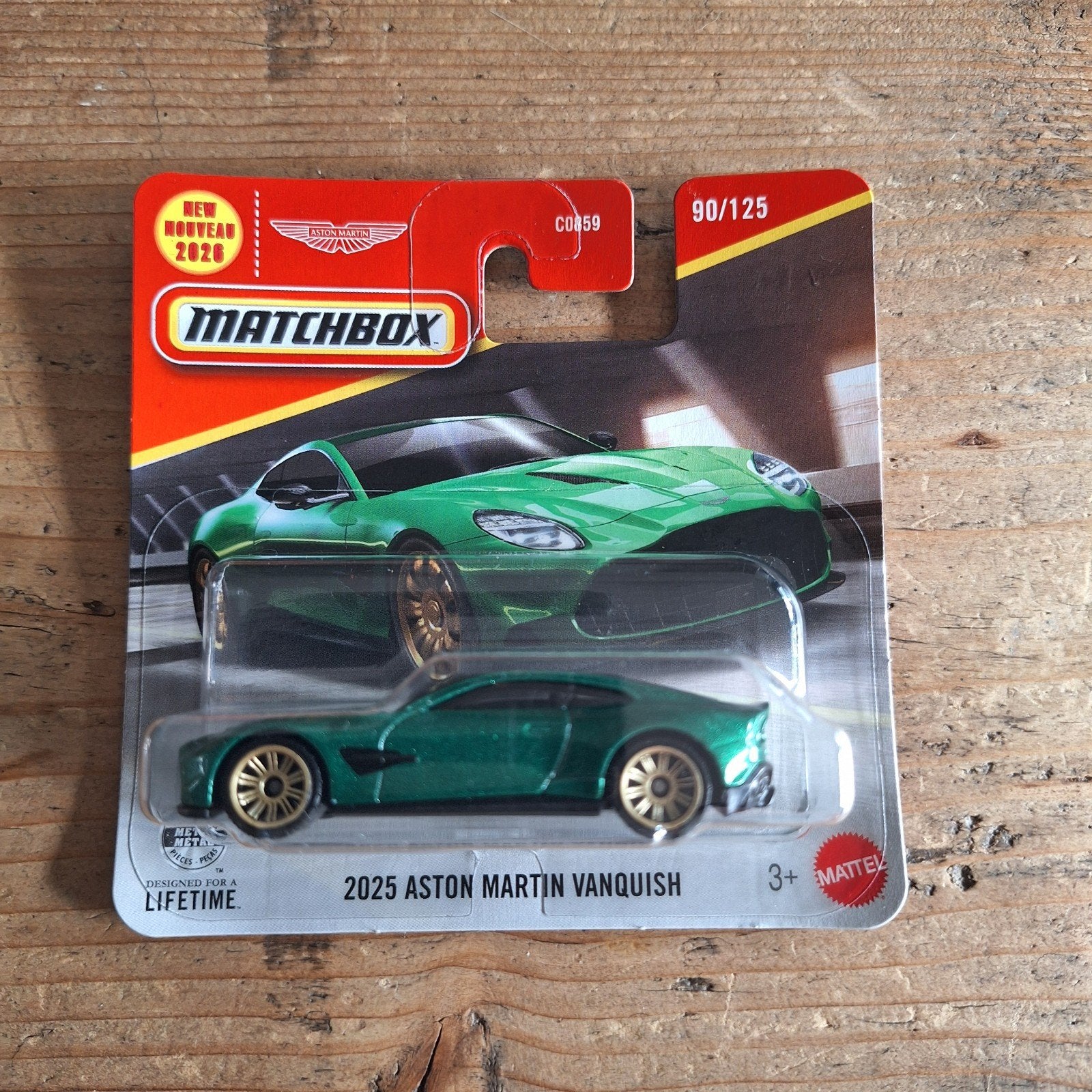 Matchbox 2025 Aston Martin Vanquish - Nieuw in verpakking, Ophalen of Verzenden, Nieuw, Auto