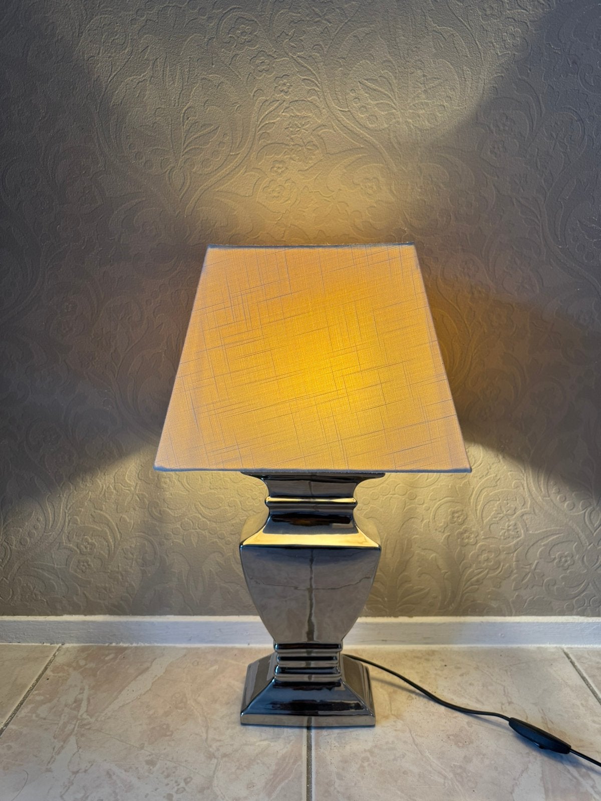 Tafellamp wit incl. lamp, Huis en Inrichting, Wit, Ophalen