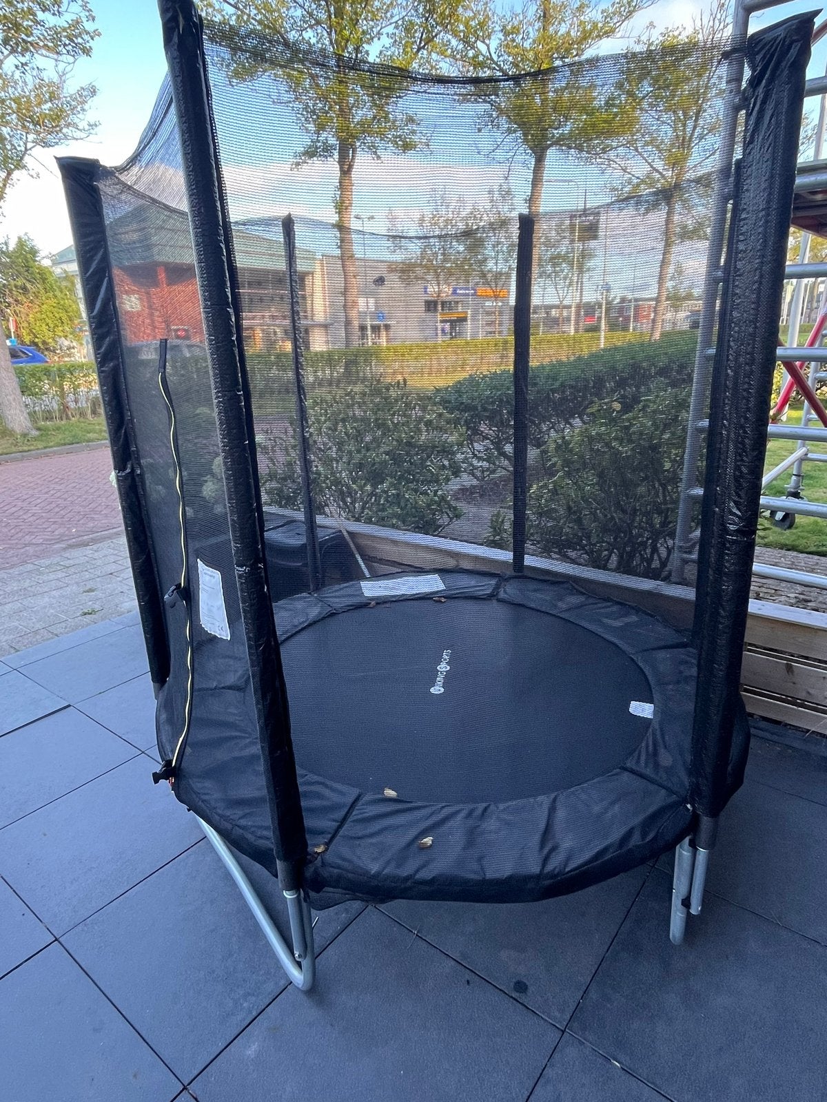 Trampoline met veiligheidsnet - Doorsnede 180cm, Ophalen, Zo goed als nieuw