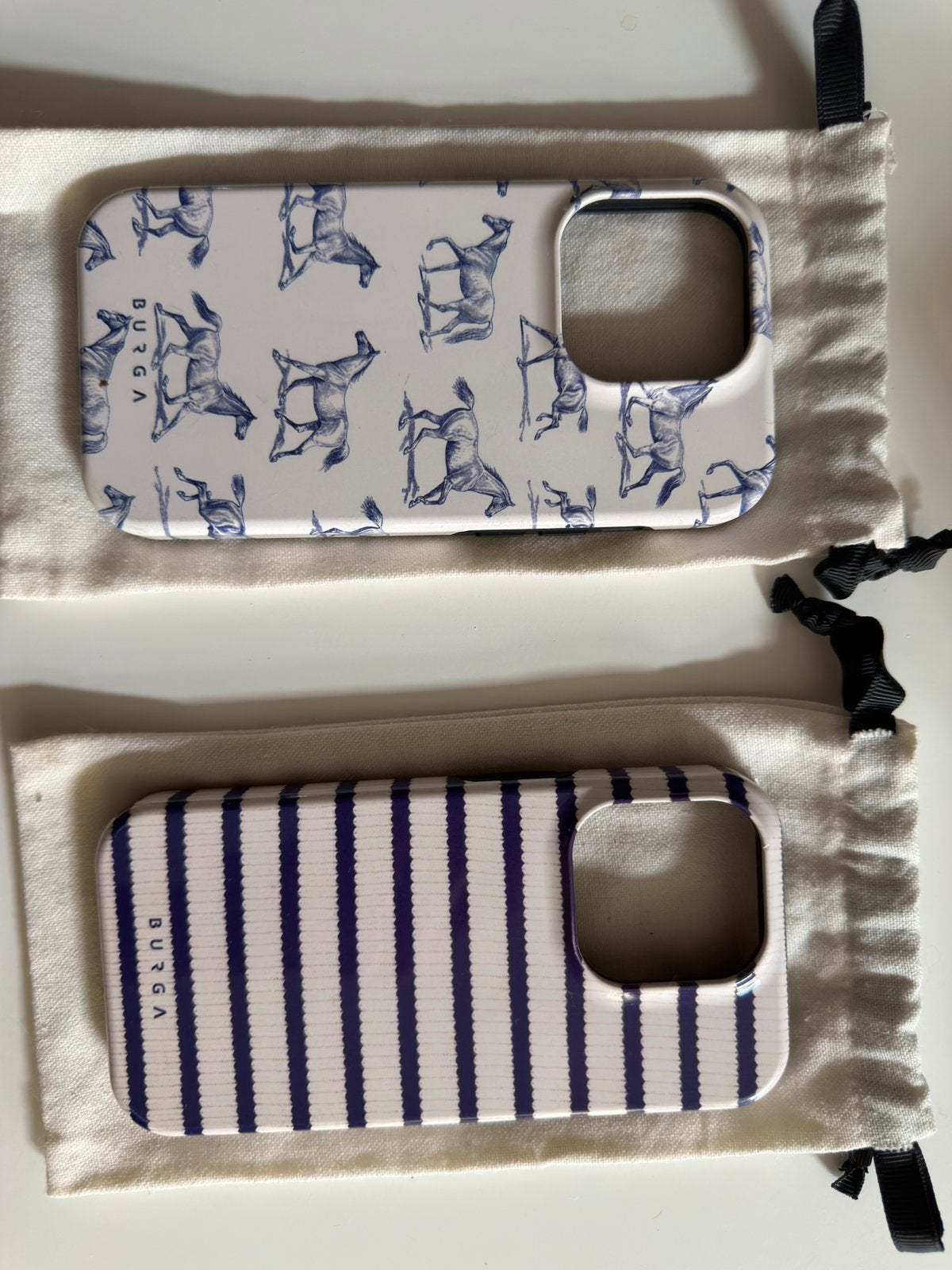 Burga telefoon hoesjes, Ophalen of Verzenden, Zo goed als nieuw