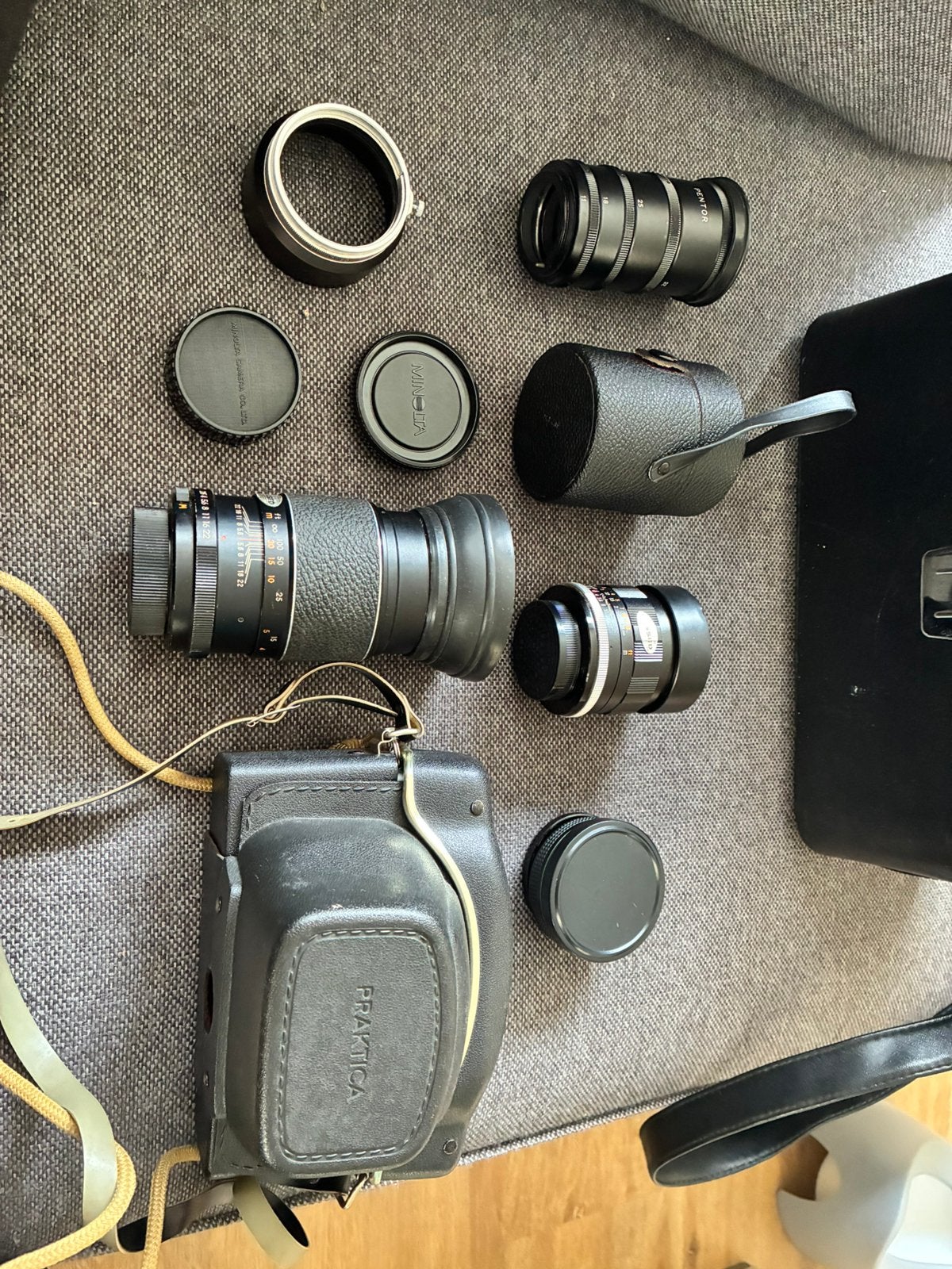 Tas met oude cameraspullen (praktica, brenner, britek, canon, Audio, Tv en Foto, Ophalen of Verzenden, Gebruikt, Schoudertas, Canon