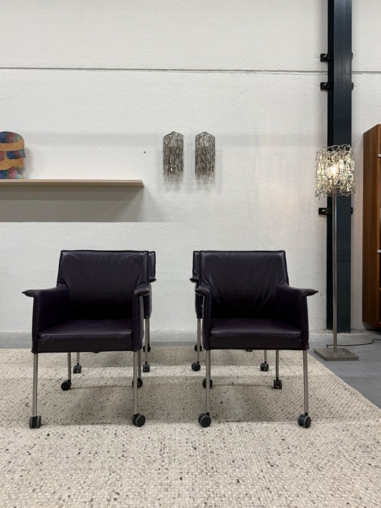 4 Design on Stock Gola Eetkamerstoel design stoel paars wiel, Huis en Inrichting, Stoelen, Overige kleuren, Gompenstraat 15, Design on Stock