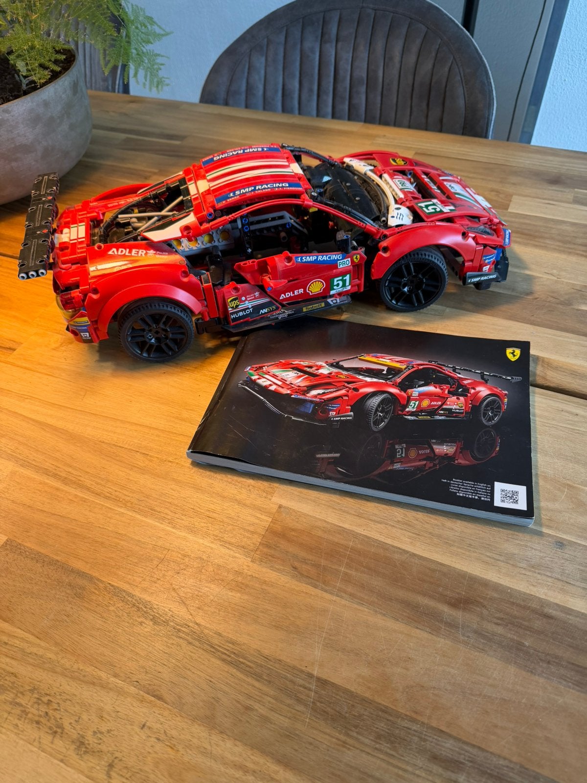 Lego 42125 Ferrari 488 GTE “AF Corse #51”, Ophalen of Verzenden, Zo goed als nieuw, Overige schalen, Auto onroad