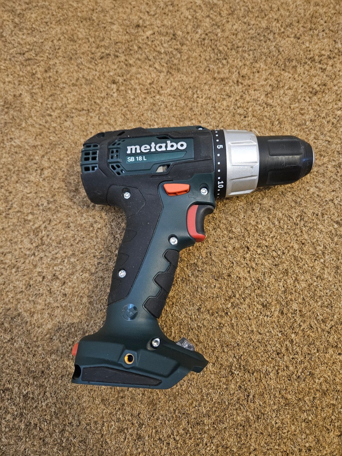 Metabo SB 18 L, Ophalen, Zo goed als nieuw, Boor- en Schroefmachine