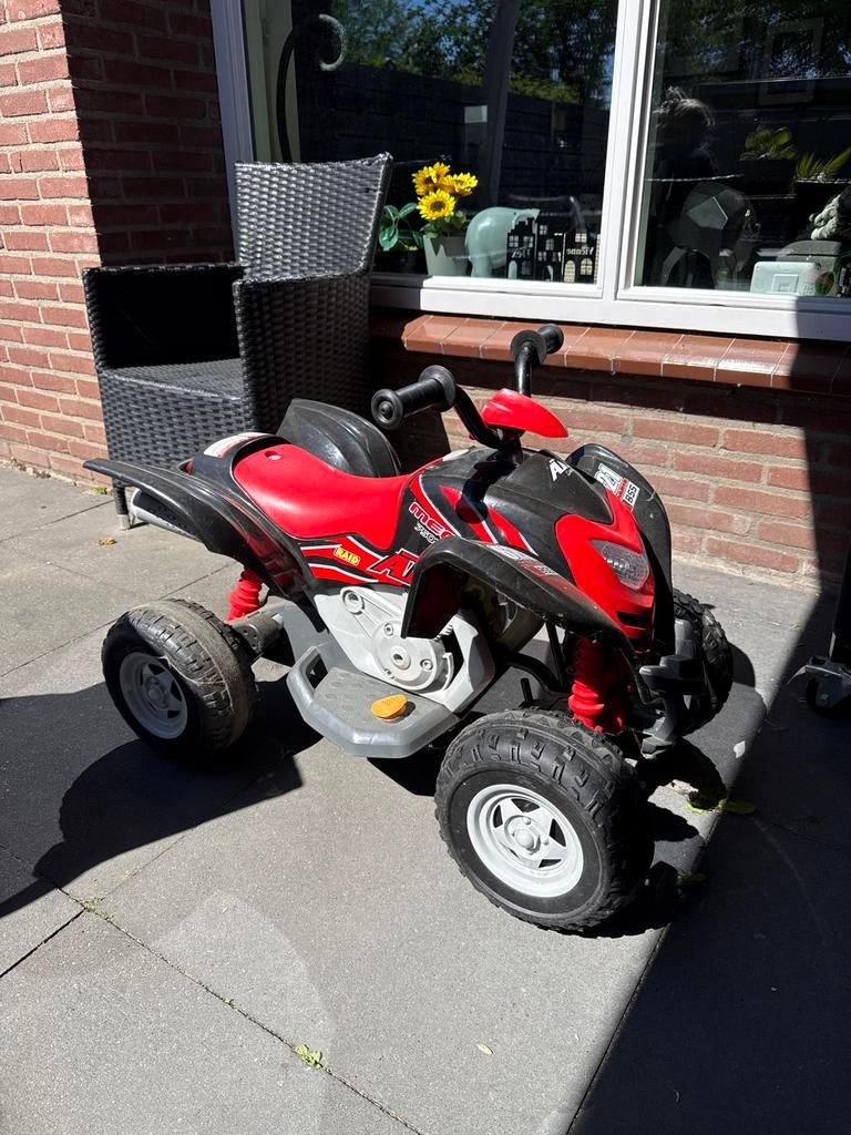Kinderquad op accu, Gaat aan maar RIJD NIET, Ophalen, Gebruikt