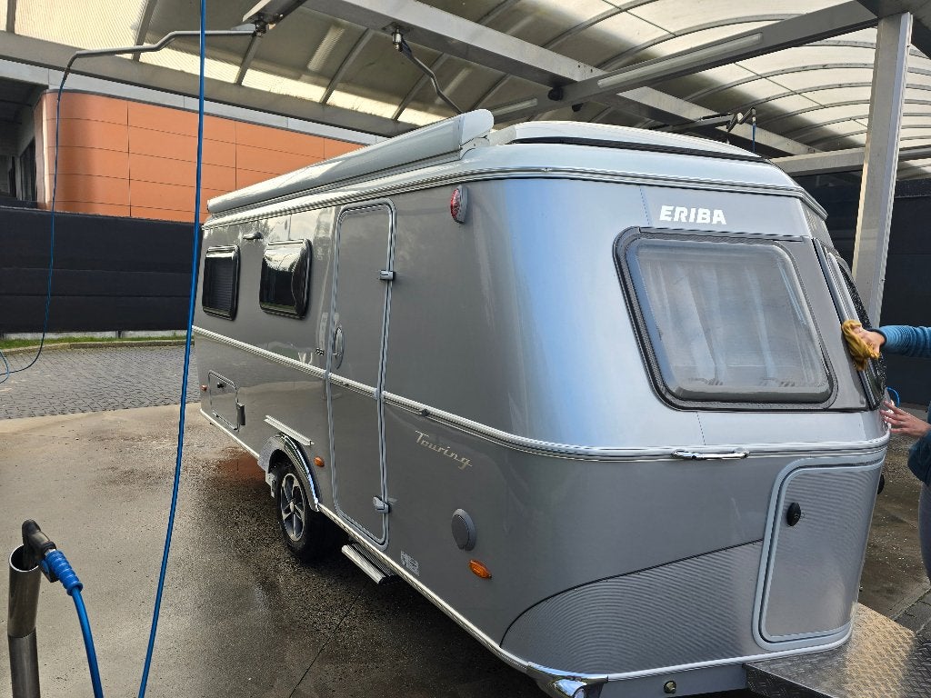 Eriba Touring 642: Luxe Caravan met Oven, Mover, Satelliet, Standaardzit, Tot en met 3, Particulier, Lengtebed