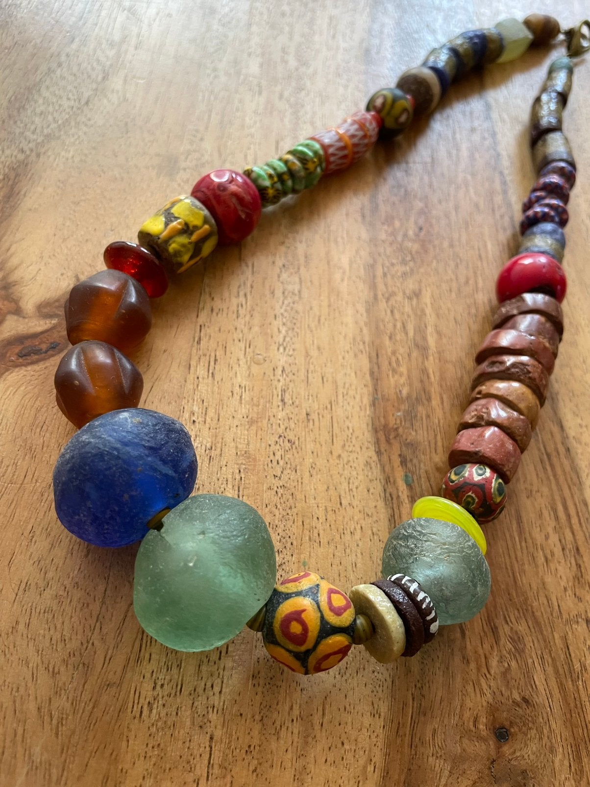 Multi collar collier, Ophalen of Verzenden, Nieuw, Overige kleuren, Steen of Mineraal