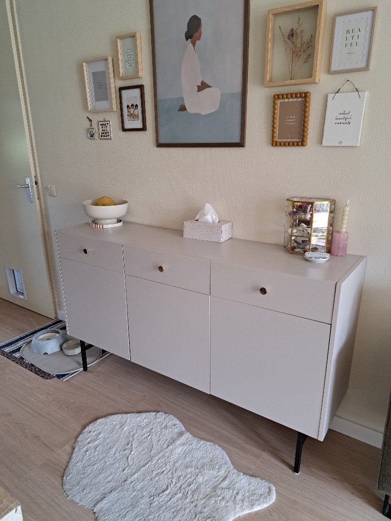 Dressoir, Huis en Inrichting, Kasten | Dressoirs, Ophalen, Met deur(en), 150 tot 200 cm, Zo goed als nieuw
