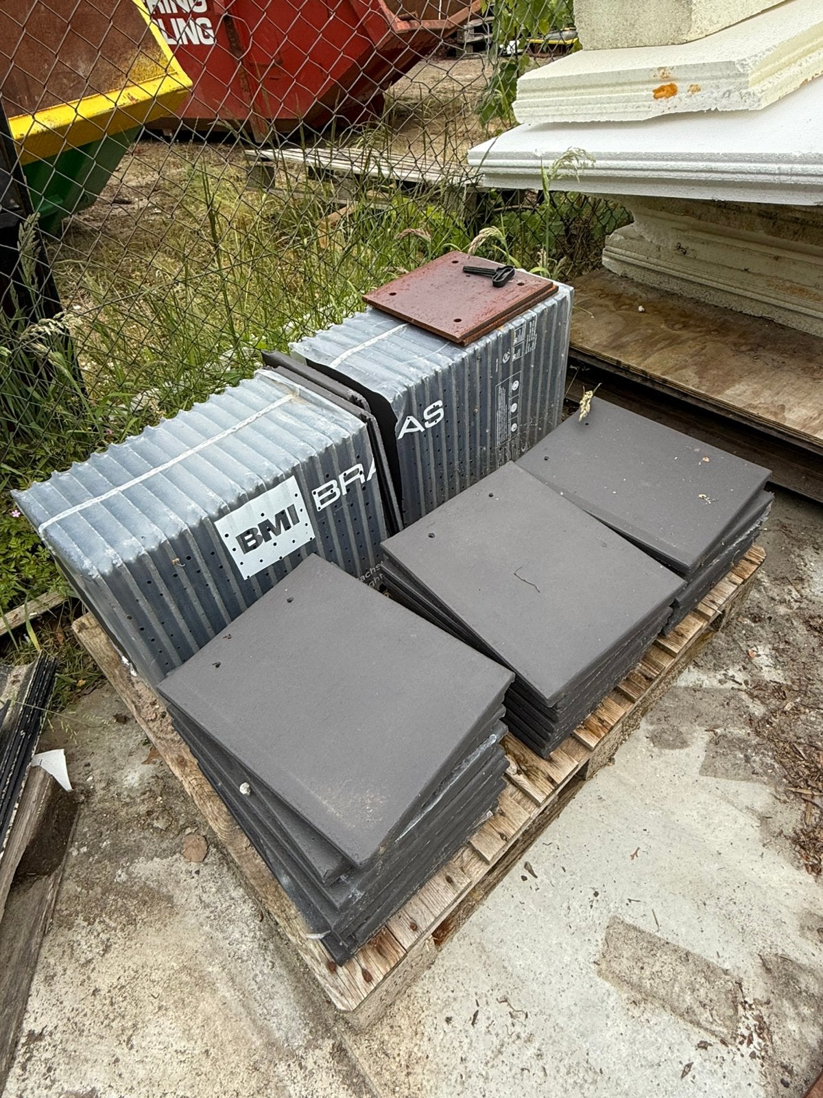 Braas dachsteine dakpannen, Ophalen, Steen of Klei, Nieuw, 5 tot 10 m²