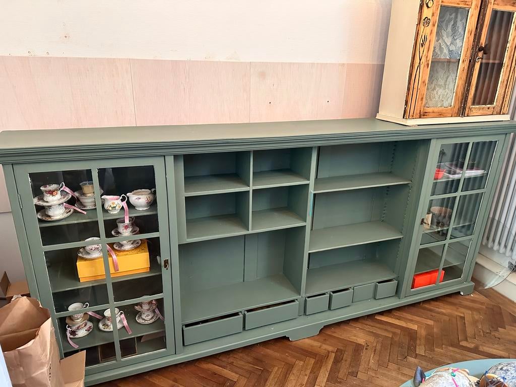 Oude kast vitrinekast winkelkast wandmeubel, Antiek en Kunst, Antiek | Meubels | Kasten, Ophalen