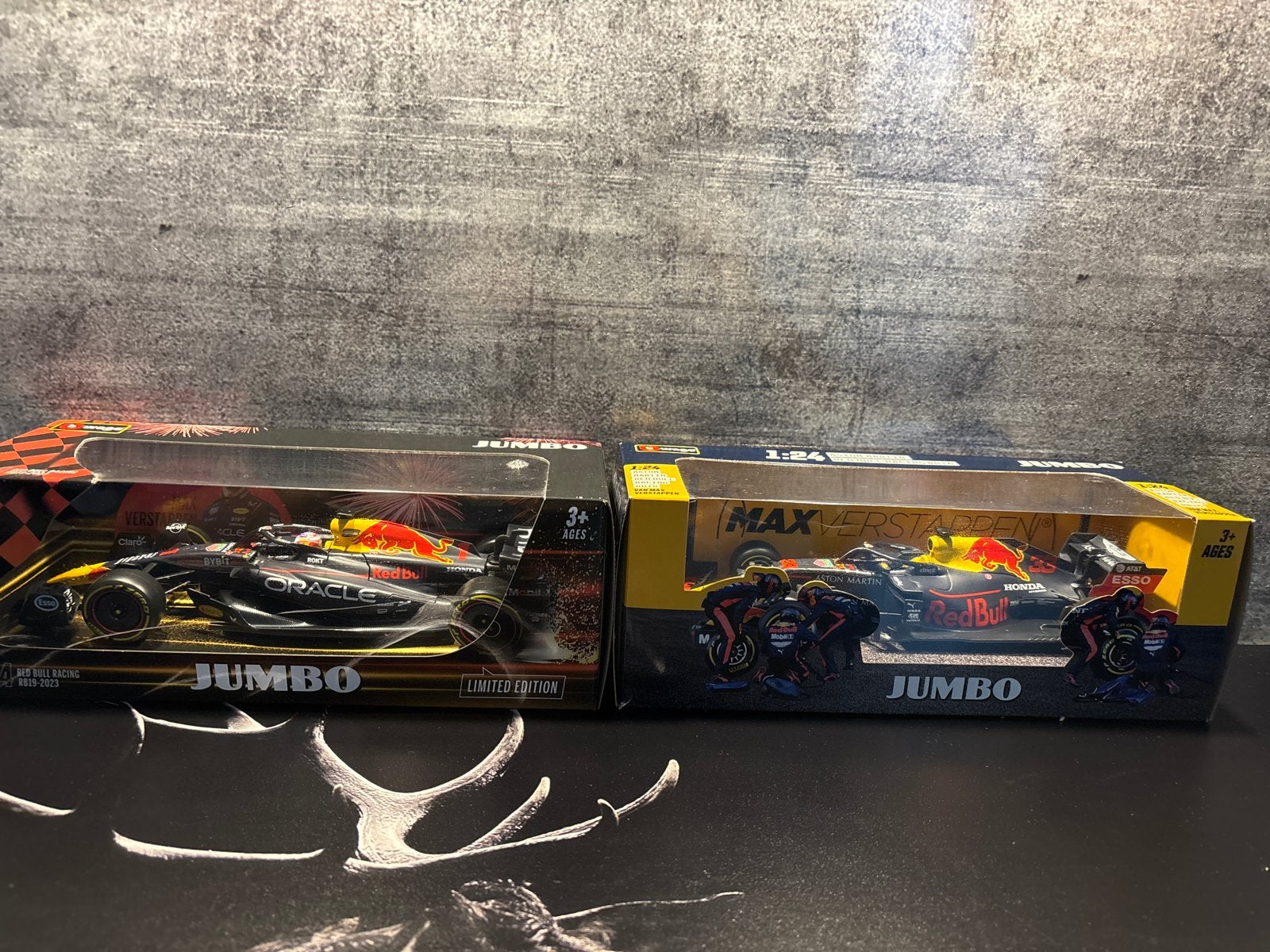 Bburago Red Bull RB16 & RB19 1:24 Schaalmodel, Ophalen of Verzenden, Nieuw, Auto, Bburago