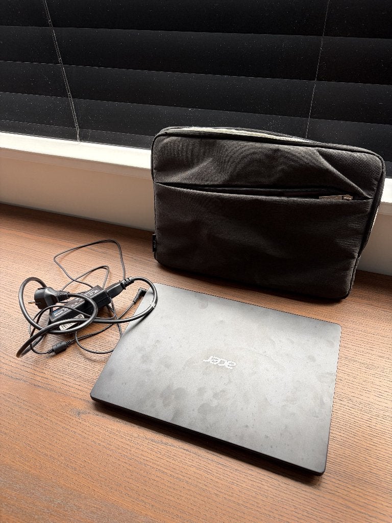 Acer Swift 1 (SSF-114 32), Computers en Software, Windows Laptops, Ophalen, Gebruikt, 2 tot 3 Ghz, Qwerty