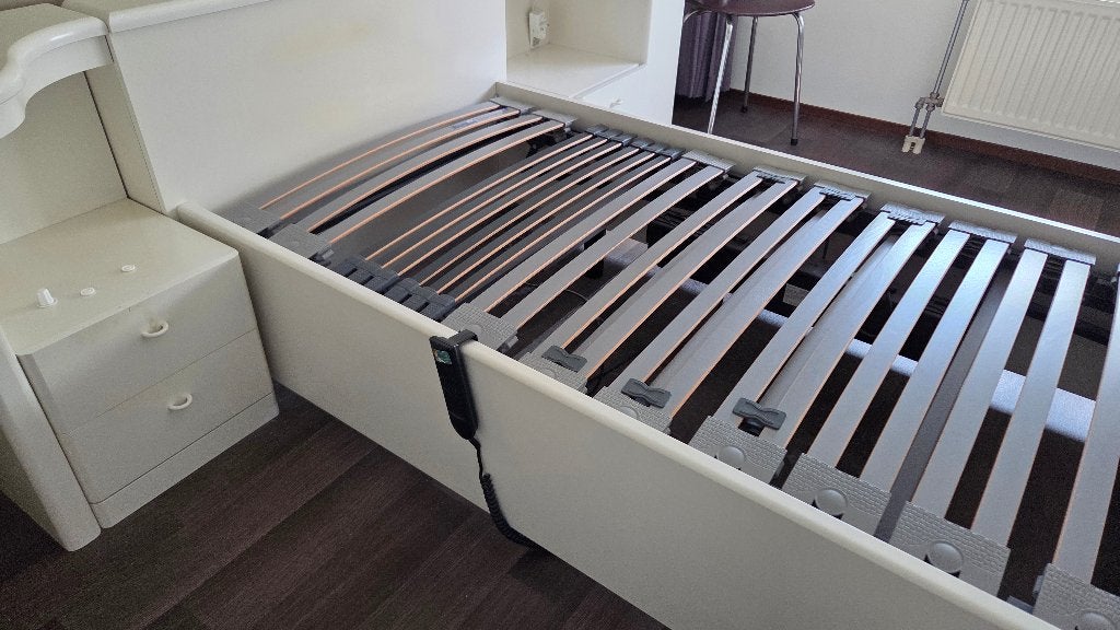Seniorenbed, Huis en Inrichting, Slaapkamer | Bedden, Ophalen, Gebruikt, 90 cm, Eenpersoons