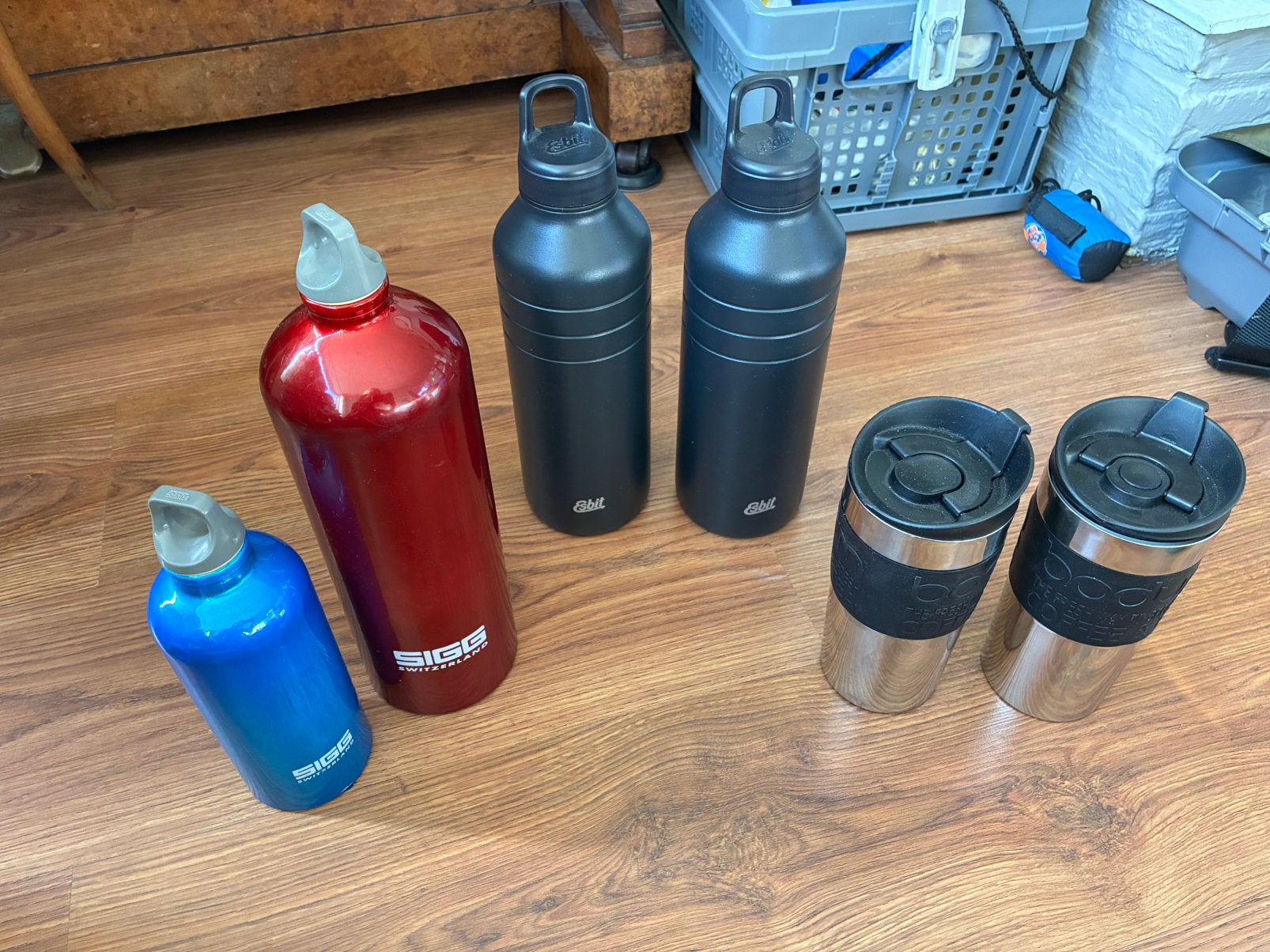 Set van 6 drinkflessen en thermobekers, Ophalen of Verzenden, Gebruikt