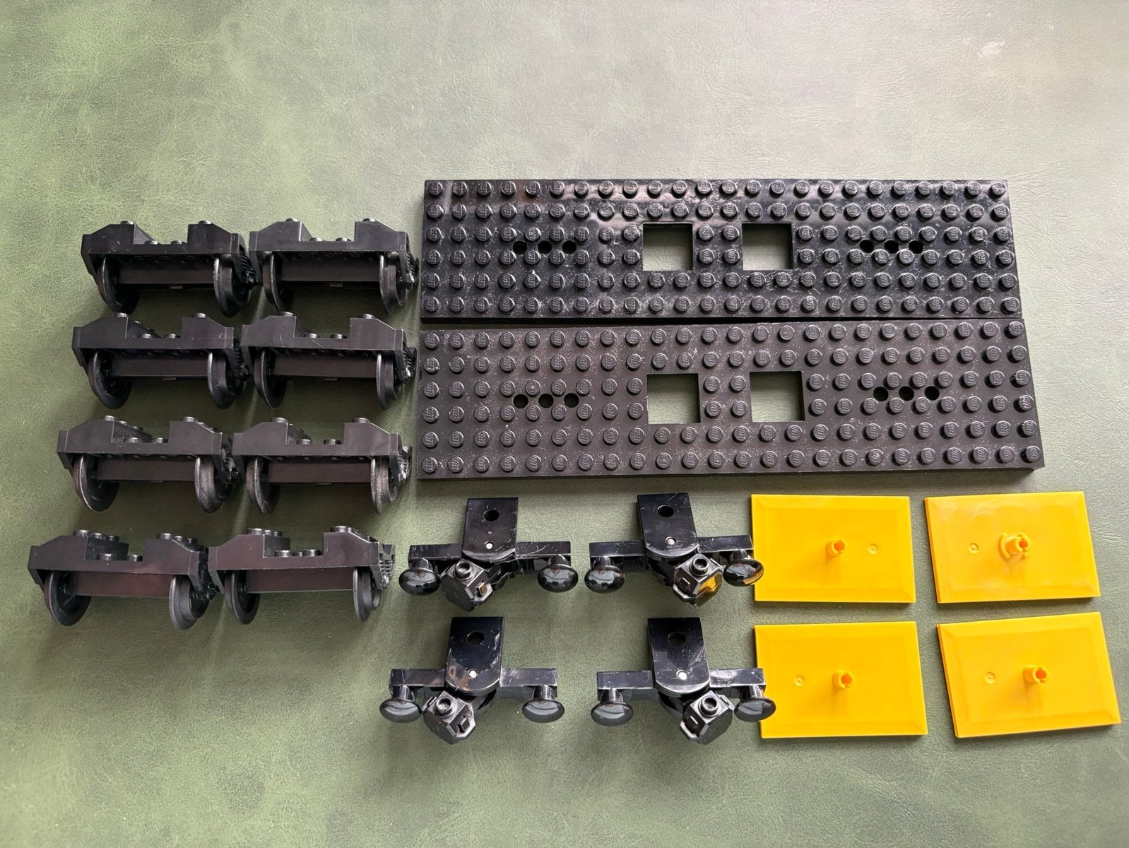 Lego trein wielen magneten set rc city zwart, Lego, Lego, Verzenden, Zo goed als nieuw