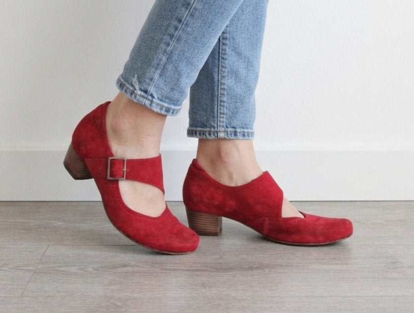 Volare - prachtige mary jane schoen in rood - maat 38, Schoenen met lage hakken, Verzenden, Volare, Zo goed als nieuw