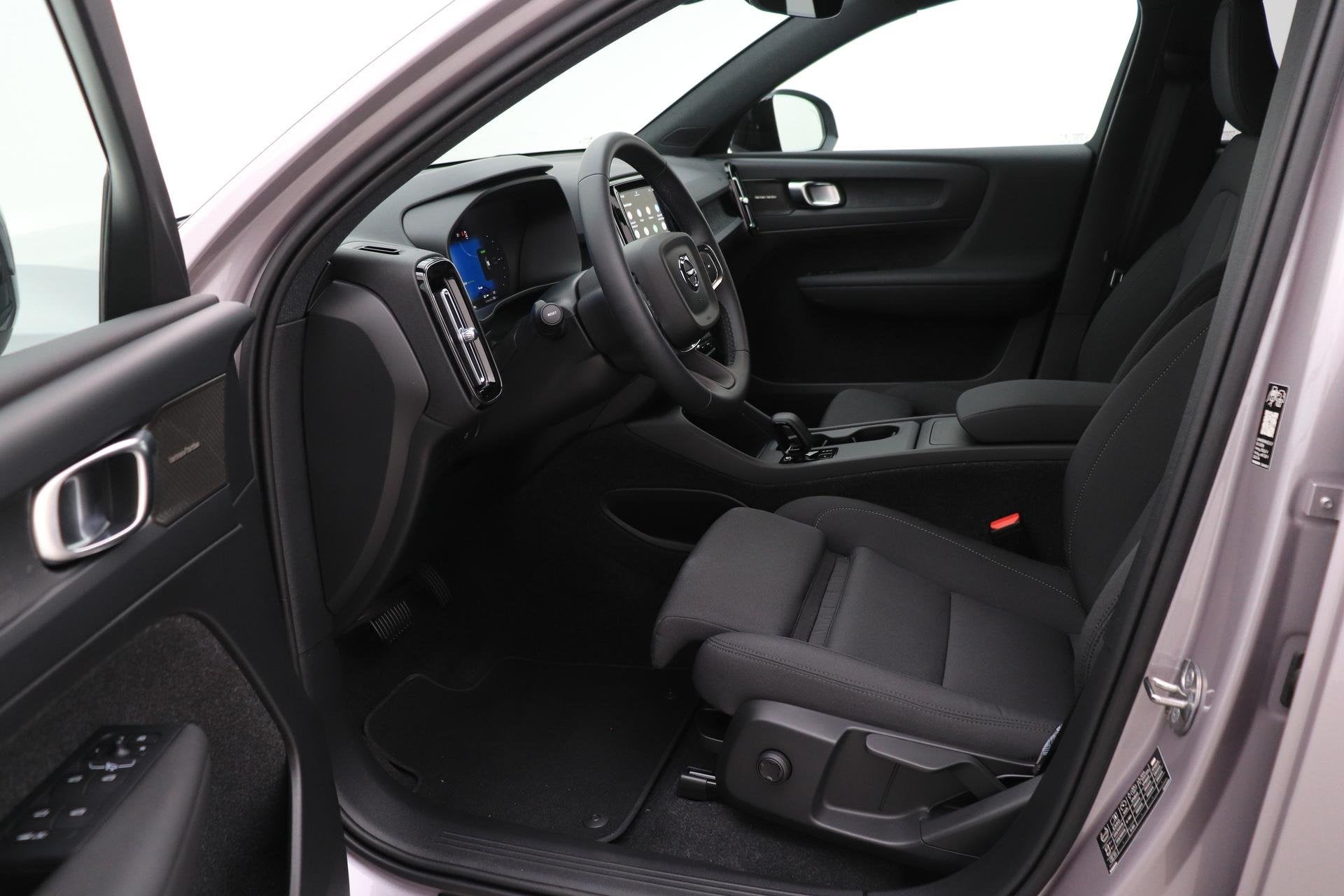 Volvo EX40 Twin Motor Plus 82 kWh | ACC | Harman/Kardon | 36, Auto's, Volvo, Automaat, Stof, Gebruikt, 82 kWh