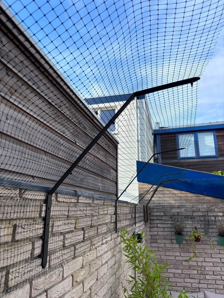 Cathappy kattengaas 6m met 8 beugels en schroeven, Ophalen, Gebruikt, Minder dan 10 meter, Gaas