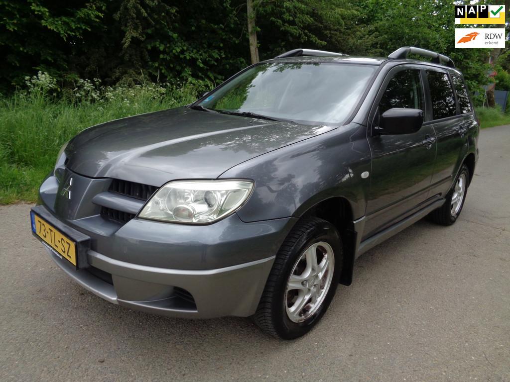 Mitsubishi Outlander Sport 2.0 Invite+ Airco! trekhaak!NAP!, Voorwielaandrijving, 4 cilinders, 1415 kg, Handgeschakeld