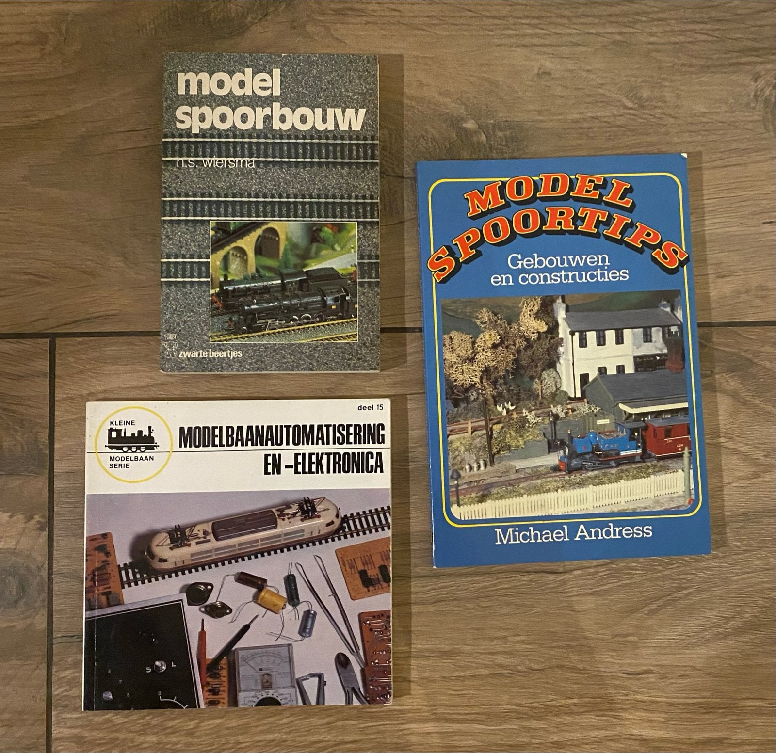 3x Modelspoorbouw Boeken - Tips, Automatisering & Elektronic, Ophalen of Verzenden, Gebruikt, Boek, Tijdschrift of Catalogus