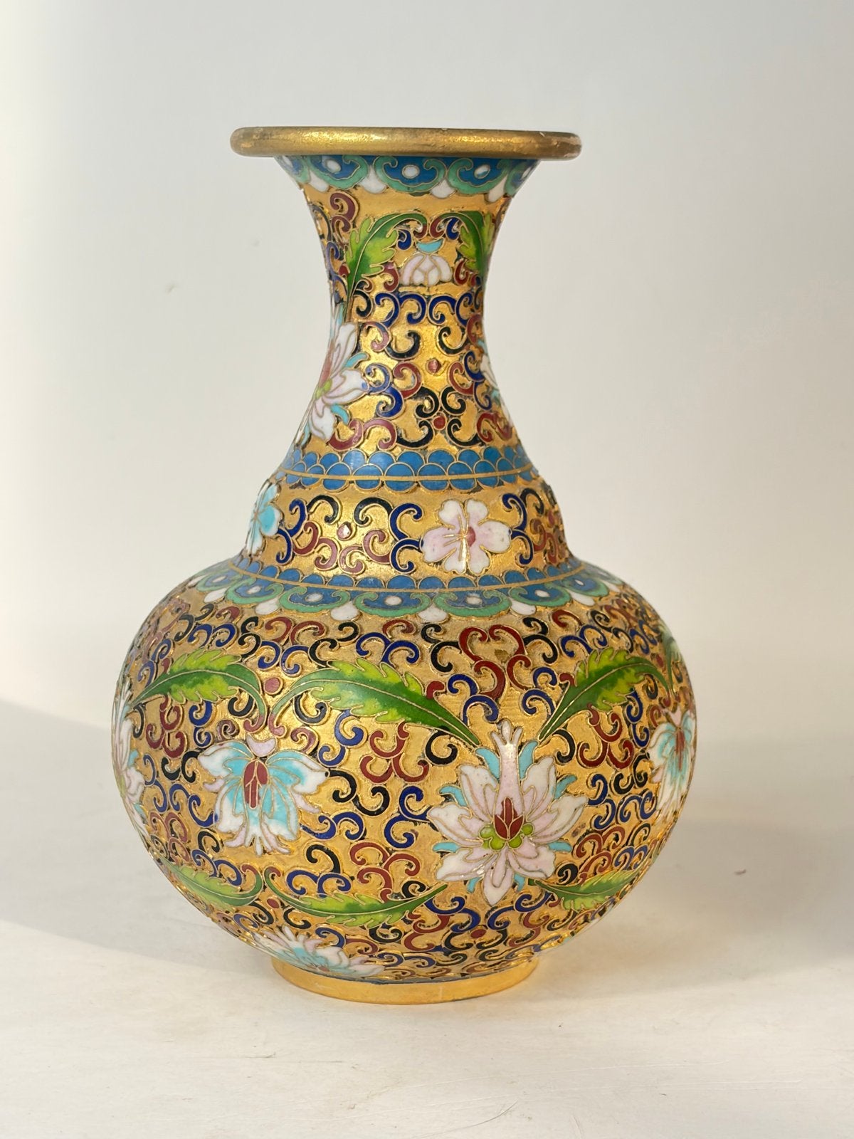 Antieke Chinese Cloisonné Vaas met Bloemmotief, Ophalen of Verzenden