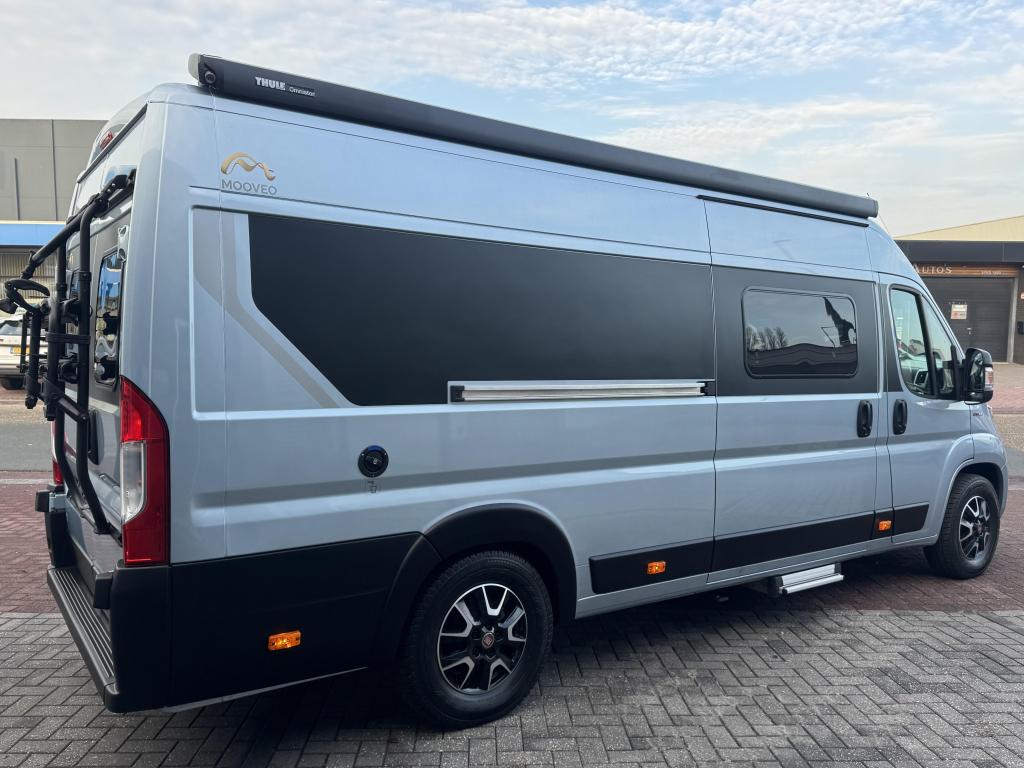 Caravans And Camping Mooveo