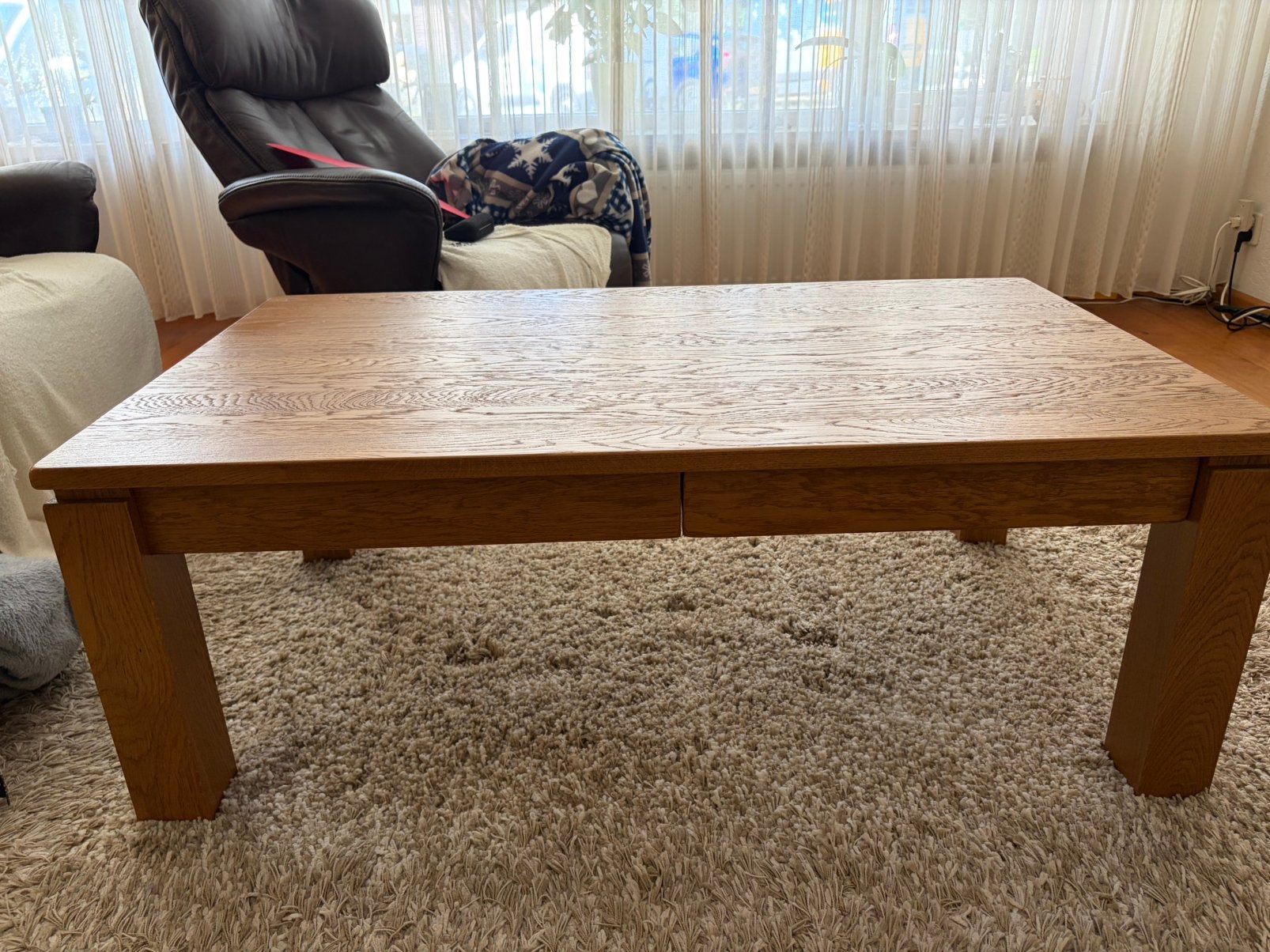 Massief eiken salontafel, Ophalen, 100 tot 150 cm, 50 tot 100 cm, Zo goed als nieuw