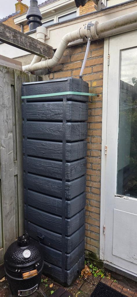 Regenton 300 liter - Slimline design, Tuin en Terras, 150 liter of meer, Ophalen, Gebruikt, Kunststof