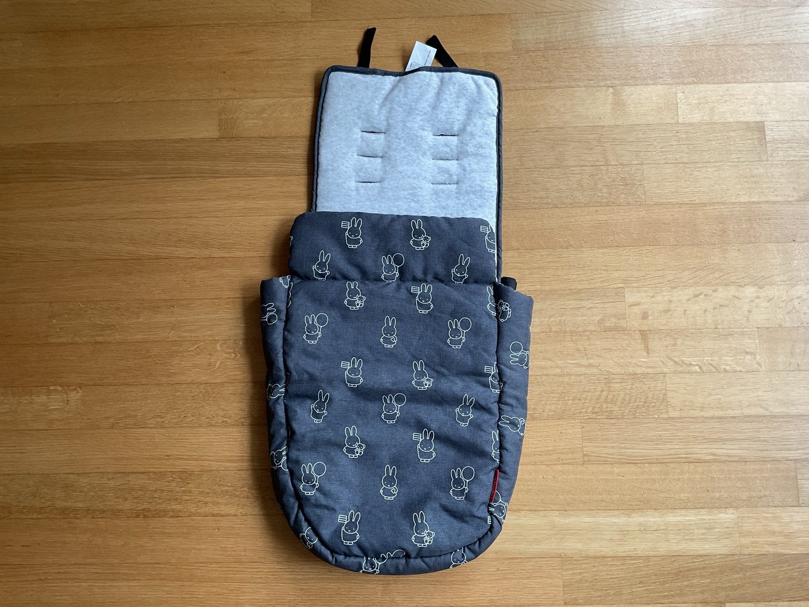 Nijntje voetenzak. Voor kinderwagen / buggy. Nieuw!!!, Ophalen of Verzenden, Nieuw, Kinderwagen, Overige merken