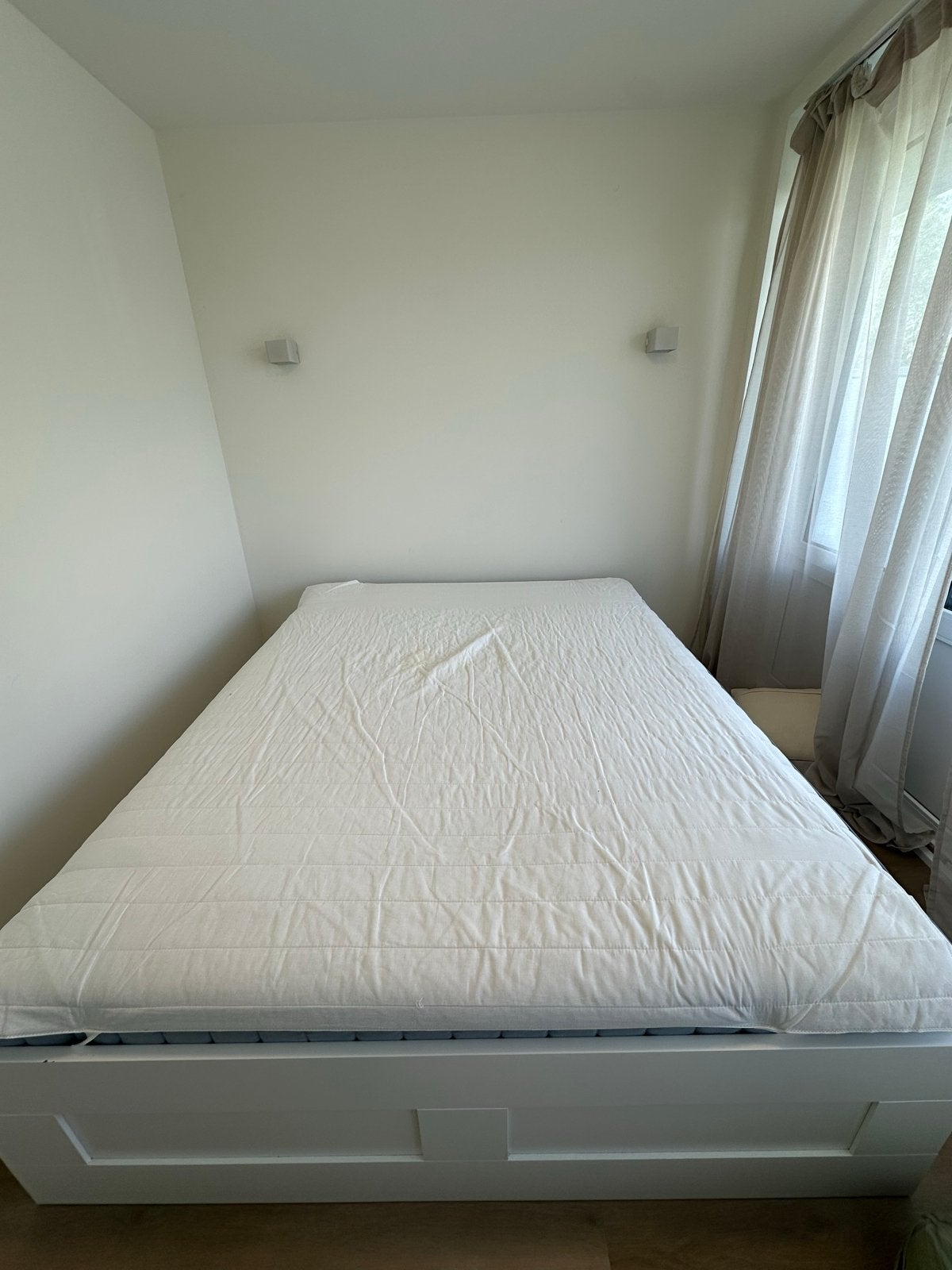 Brimnes bed 180x200 met opberglades en matras, Huis en Inrichting, Slaapkamer | Bedden, Ophalen, Wit, Tweepersoons, Zo goed als nieuw