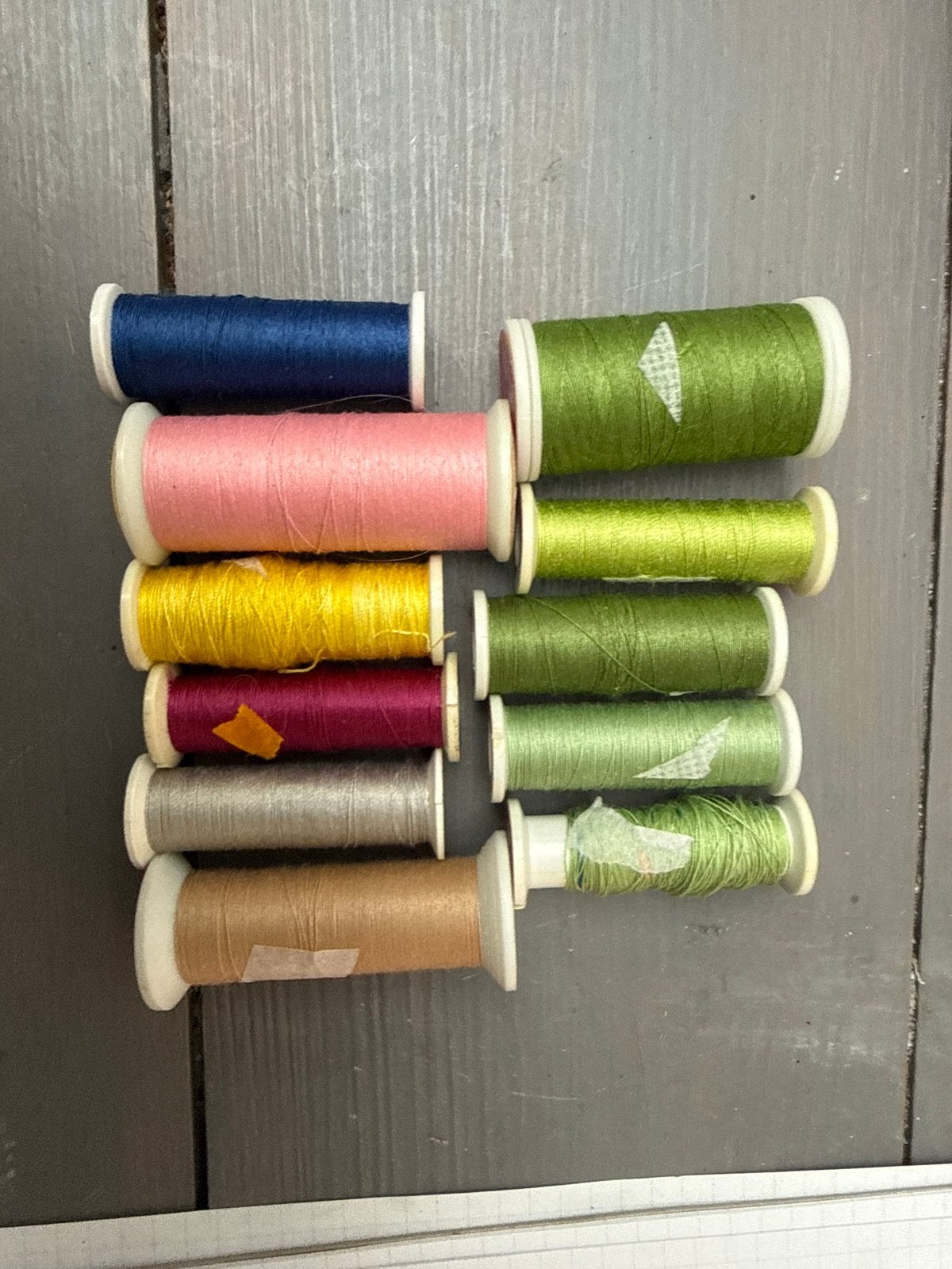 Drima naaigaren klos borduren draad garen naaien, Hobby en Vrije tijd, Ophalen of Verzenden, Zo goed als nieuw, Garen of Naald(en)