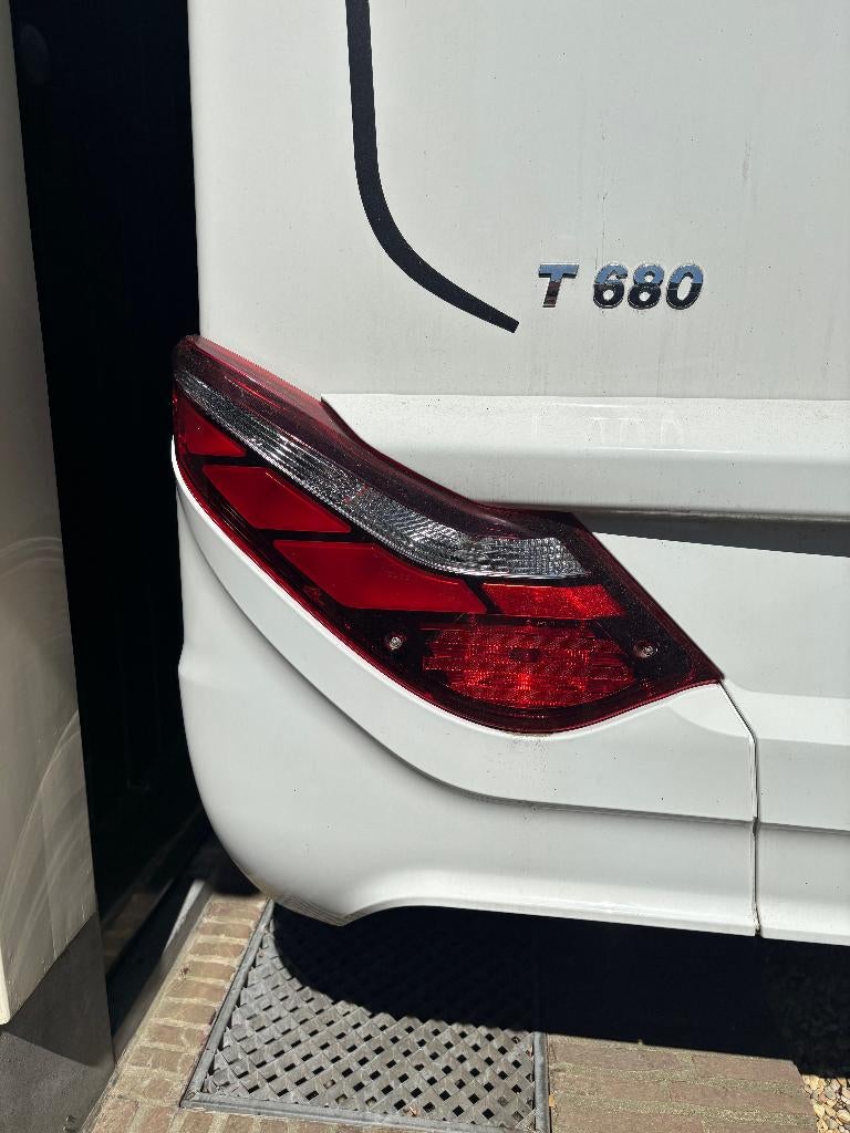 (Schade!!) HYMER Achterlicht LINKS Nieuwe modellen, Caravans en Kamperen, Camper-accessoires, Ophalen, Gebruikt
