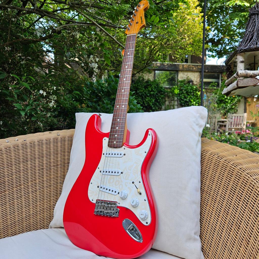 1982 Fernandes the Revival stratocaster - custom color, Ophalen of Verzenden, Zo goed als nieuw, Solid body, Overige merken