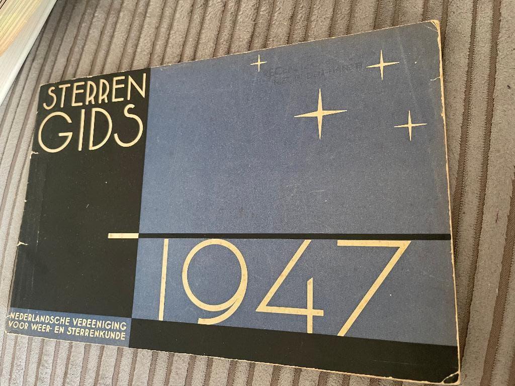 Sterrengids 1947, Boeken, Ophalen of Verzenden, Gelezen, Natuurwetenschap